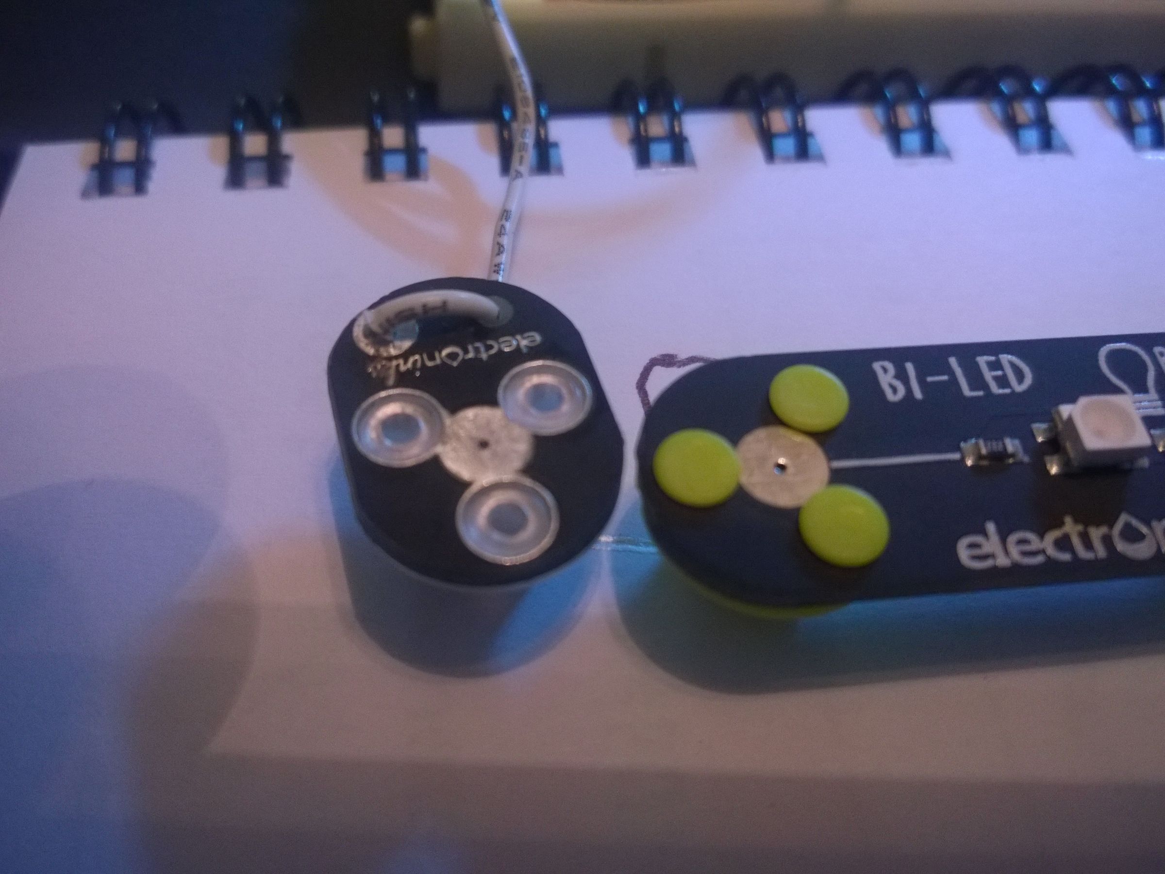 Astable Multivibrator (LED Flasher) With Circuit Scribe 20 Steps