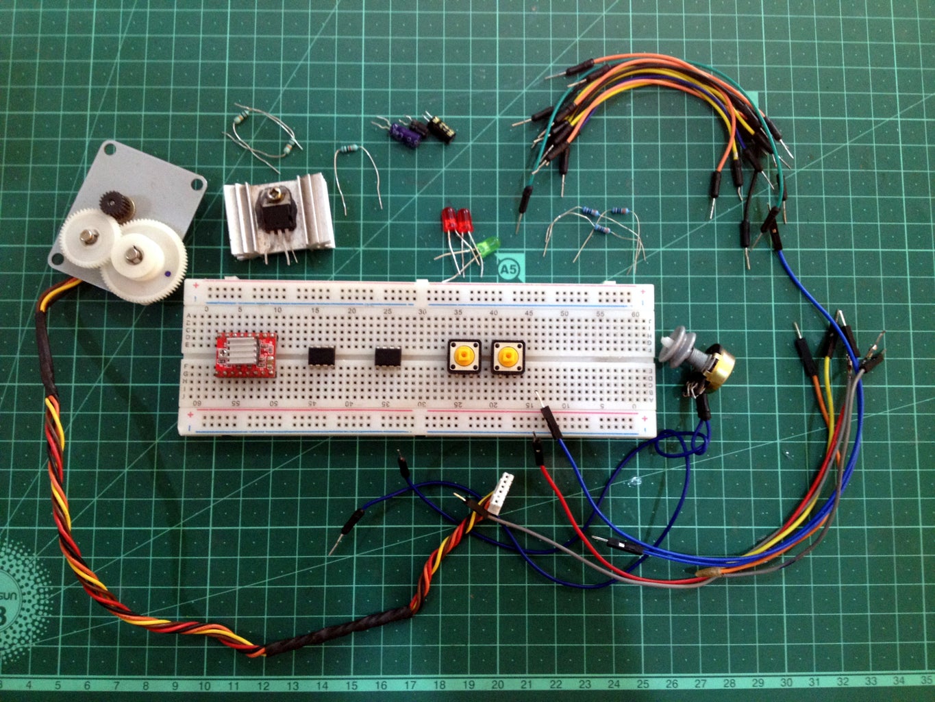 Stepper Motor Speed and Direction Control Without a Microcontroller : 6 ... Circuit Diagram