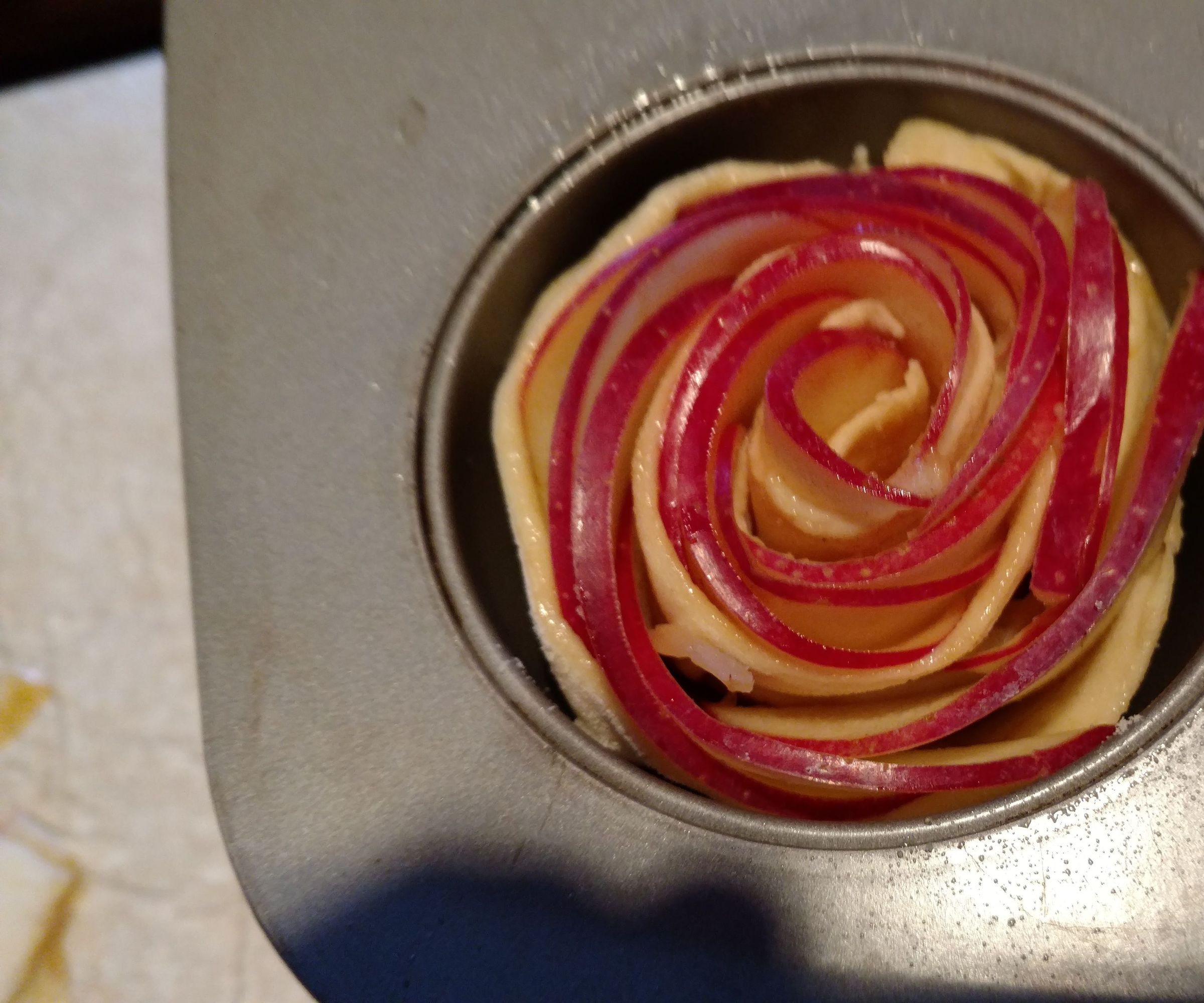 How to Make Apple Roses