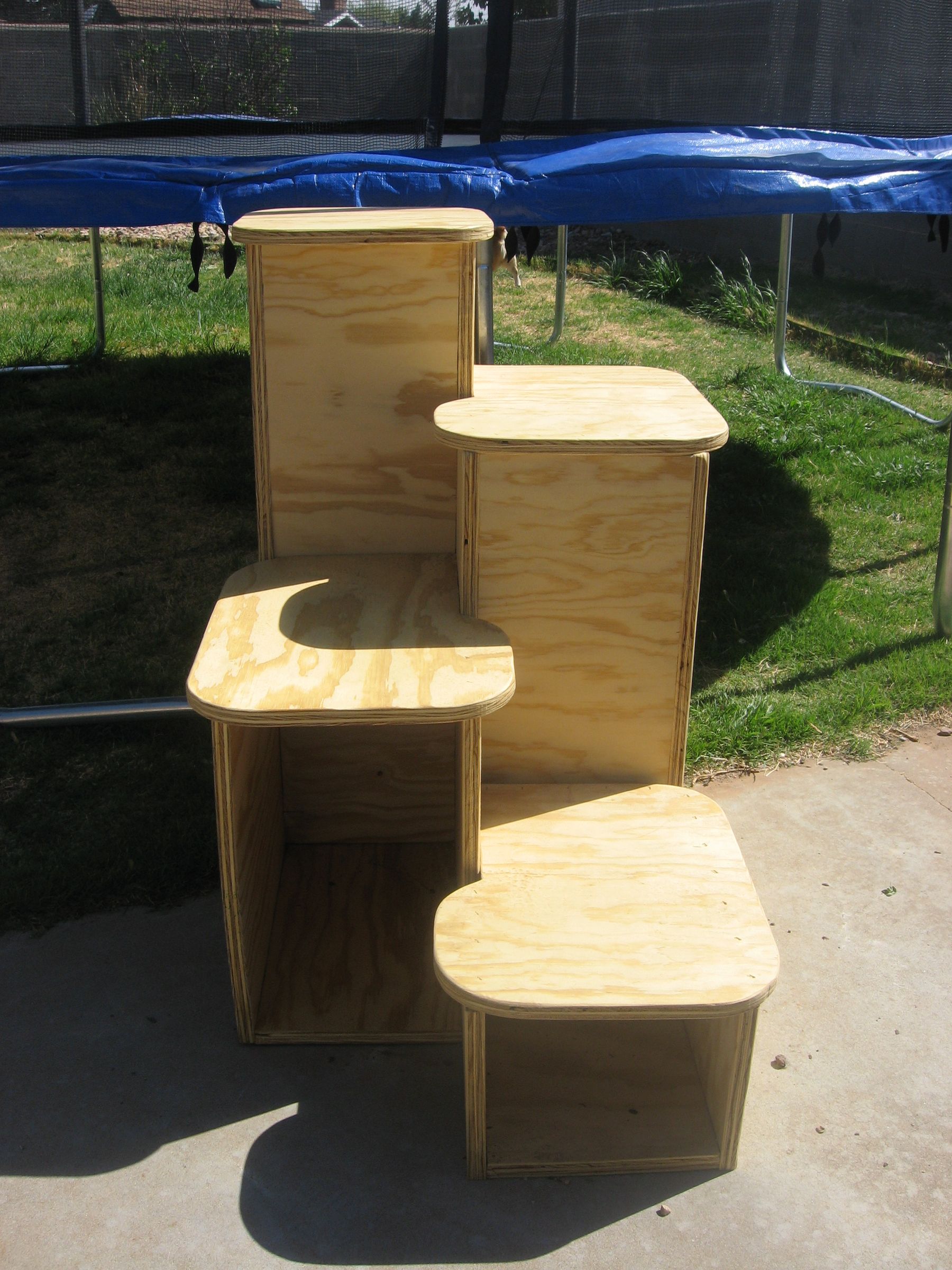 Single Step Stairs