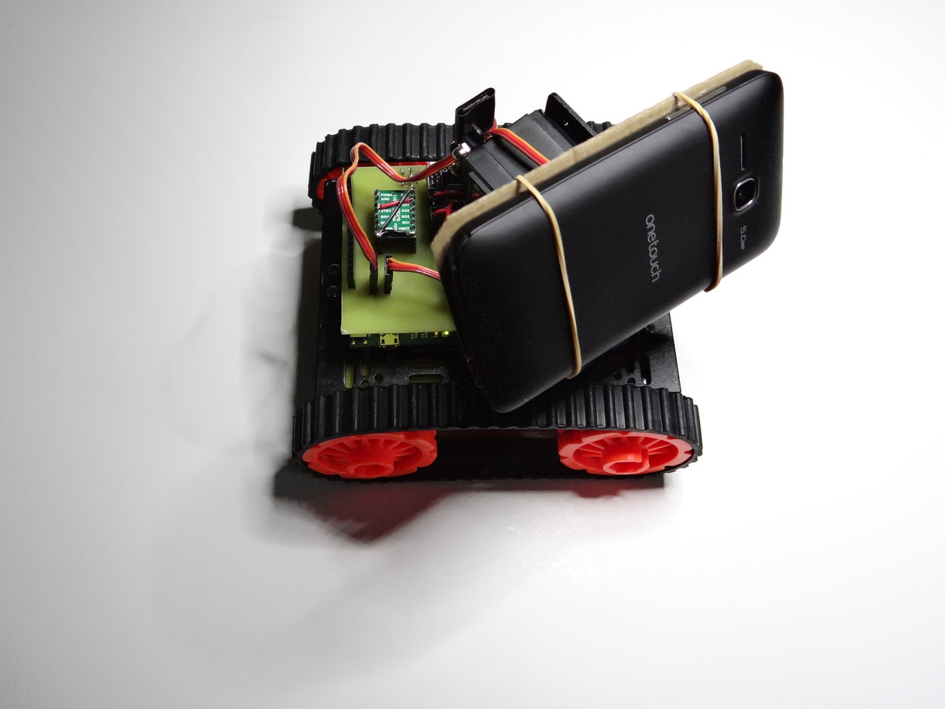 RC Tank With a Moving FPV Camera : 9 Steps (with Pictures) - Instructables