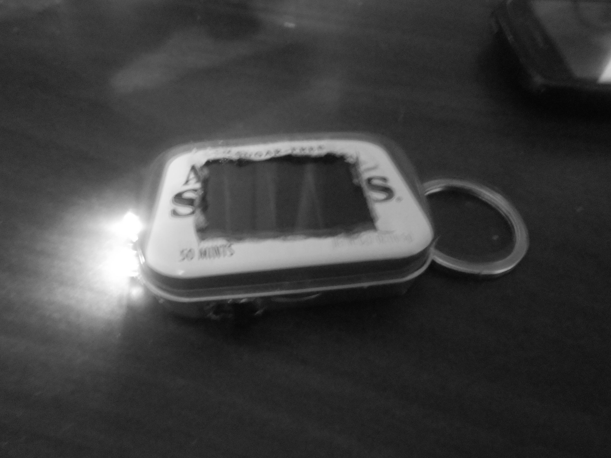 Fantastic Solar Keychain Flashlight. 7 Steps Instructables