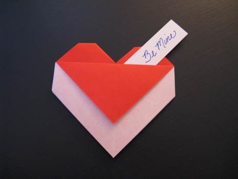 How to Make an Origami Heart With a Message for Valentine's Day!
