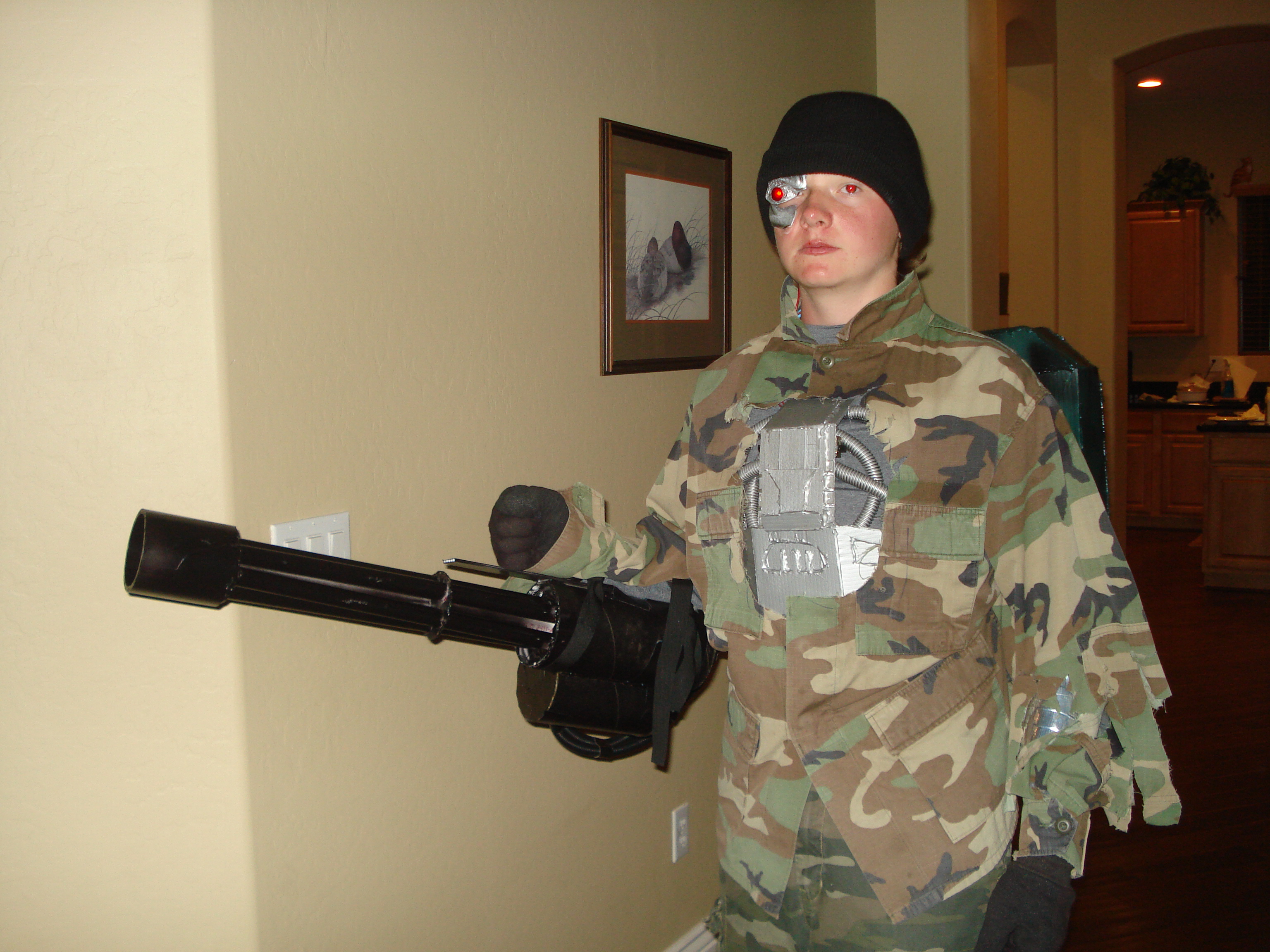 How to Make a Model T-600 Terminator Costume