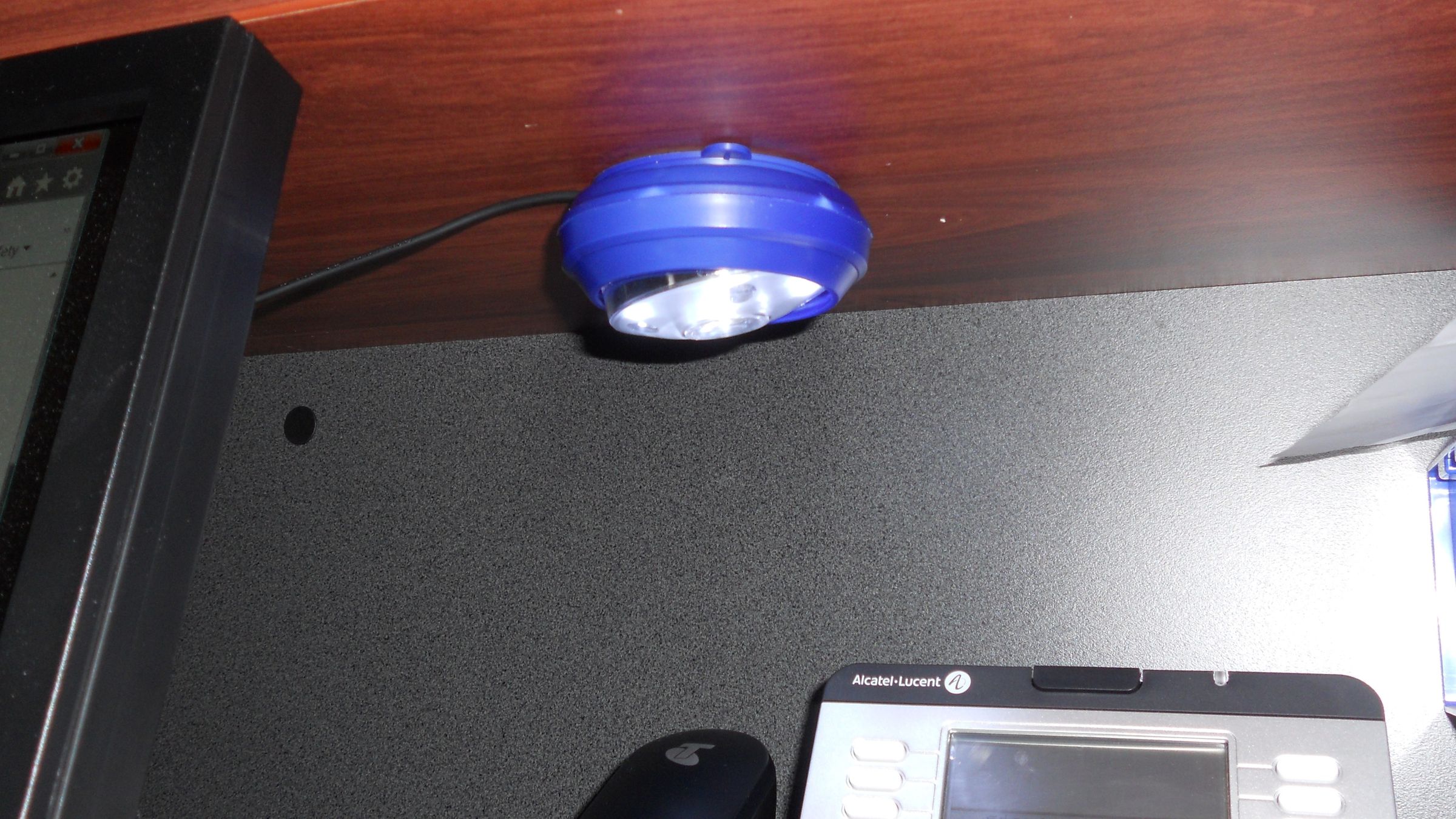 Convert a Battery Powered LED Lamp to USB Power.