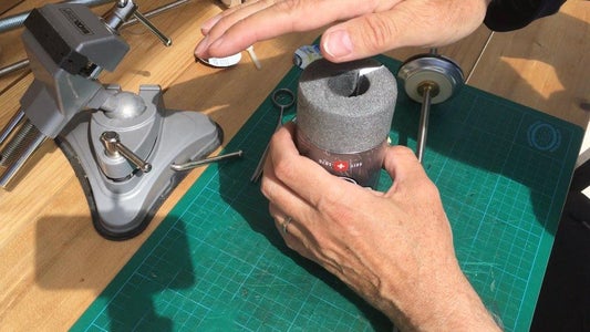 Fixing Soda Can on Threaded Rod