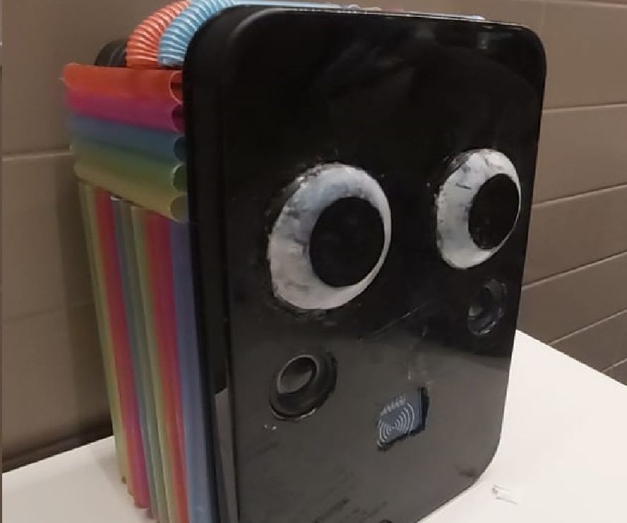 JUKEBOT! (jukebox With RFID Scan, Speakers, Leds and Arduino)
