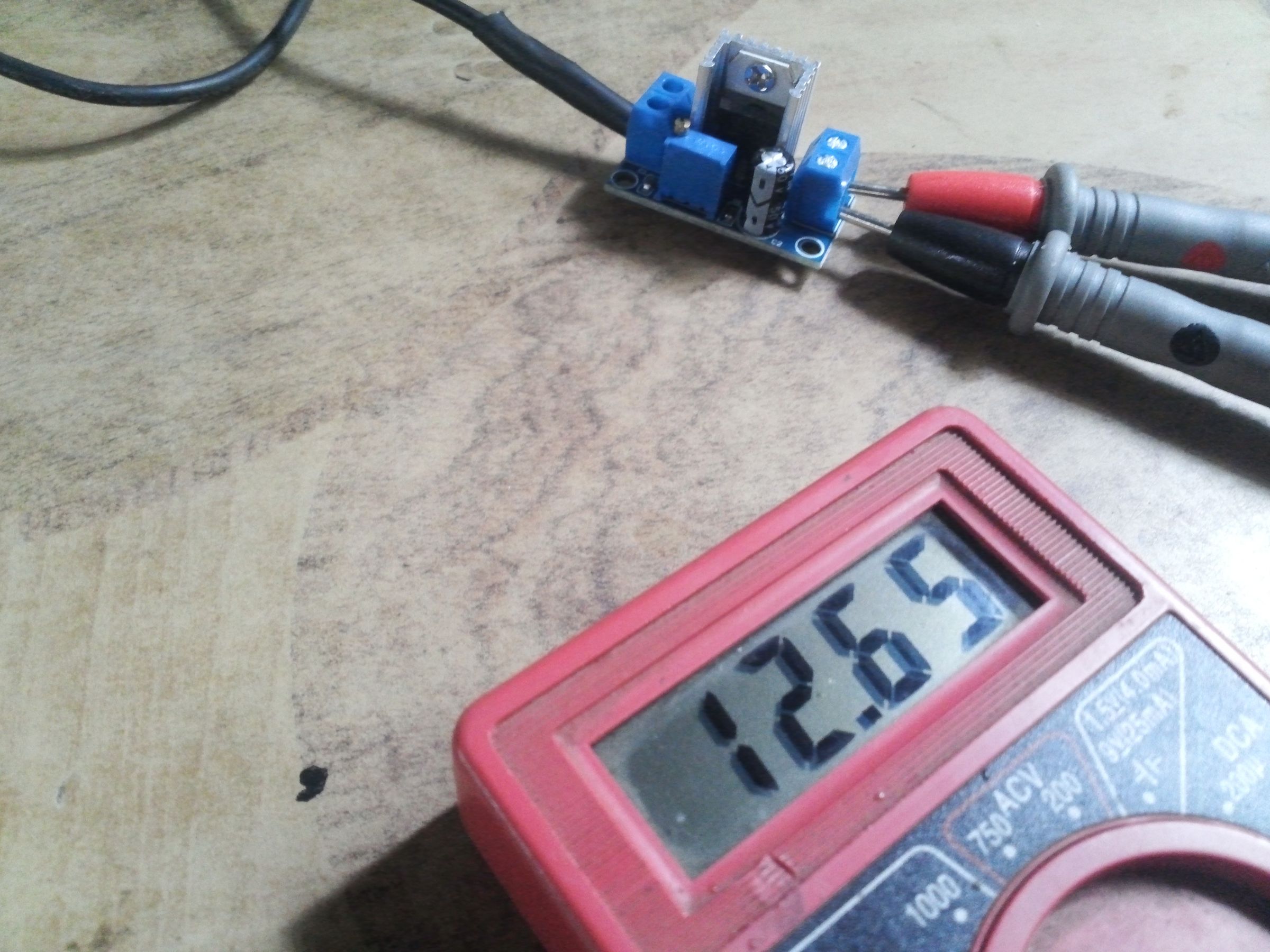 RePurposing Your Old Laptop Charger 7 Steps (with Pictures