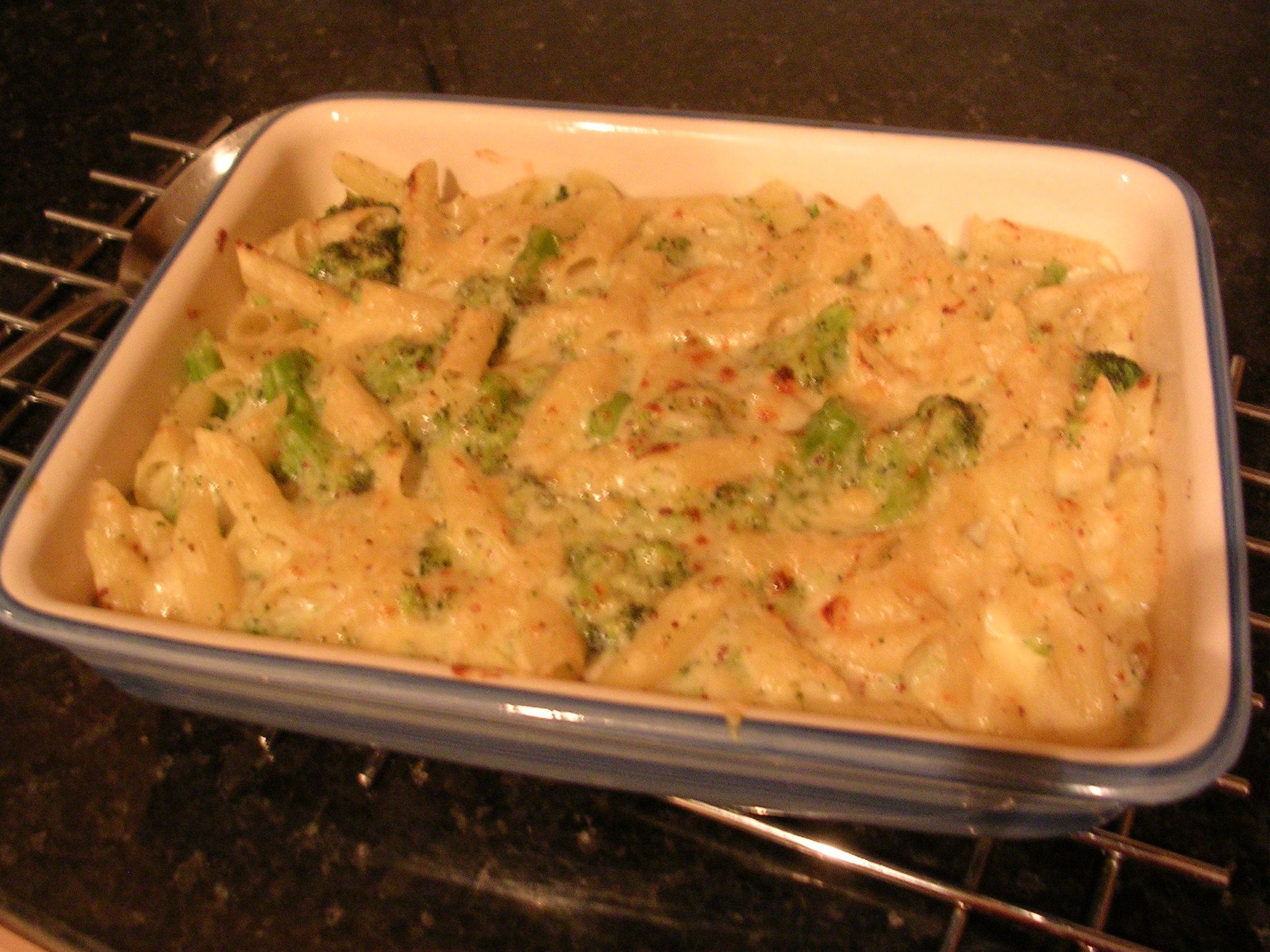 Cheesy Penne and Broccoli Bake