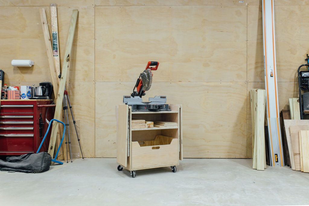 DIY Mobile Miter Saw Stand 11 Steps