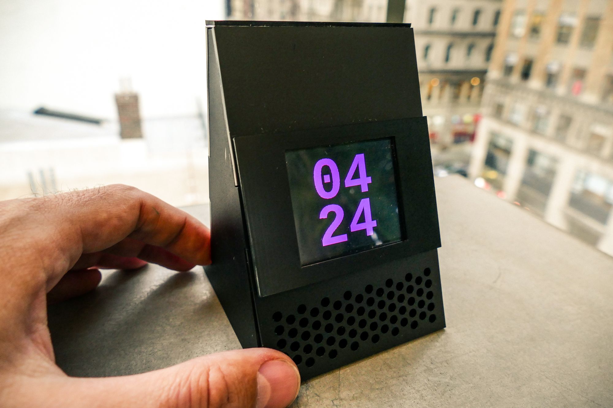 Best (Or Worst?) Meme Video Alarm Clock "Wake Up Wake Up" 10 Steps