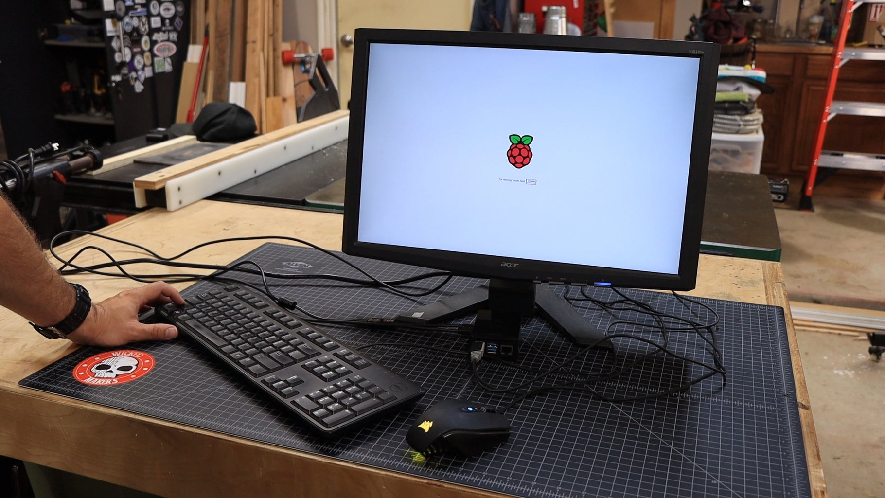 How to Make a DIY Smart Mirror : 12 Steps (with Pictures) Circuit Diagram