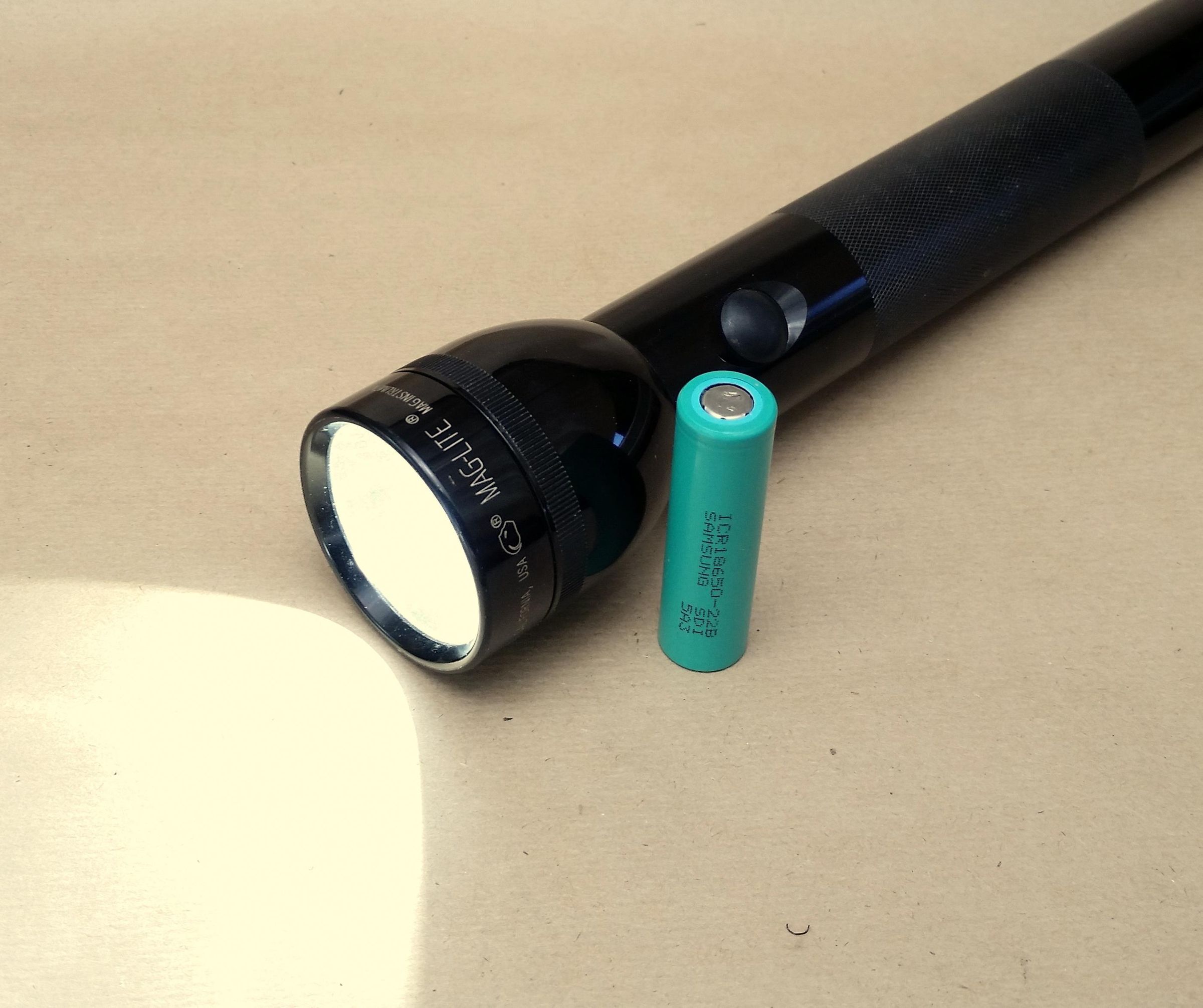 Upgrade Your Maglite With a Rechargeable Battery and LED! 9 Steps