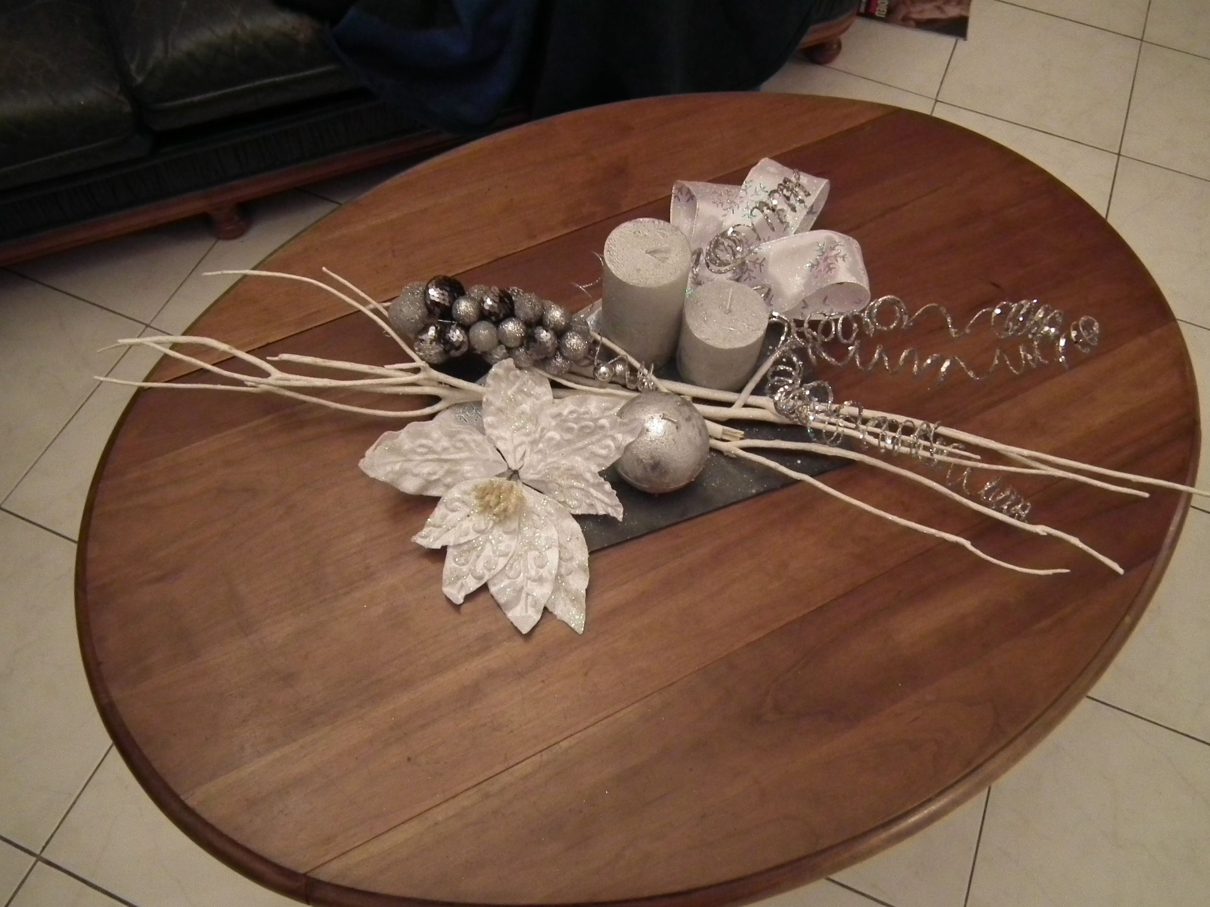 How to Make an Easy and Elegant Table Center Piece for Christmas (or Other Events)