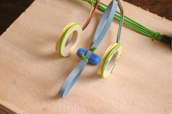 A Simple Mechanical Resonance Demonstrator