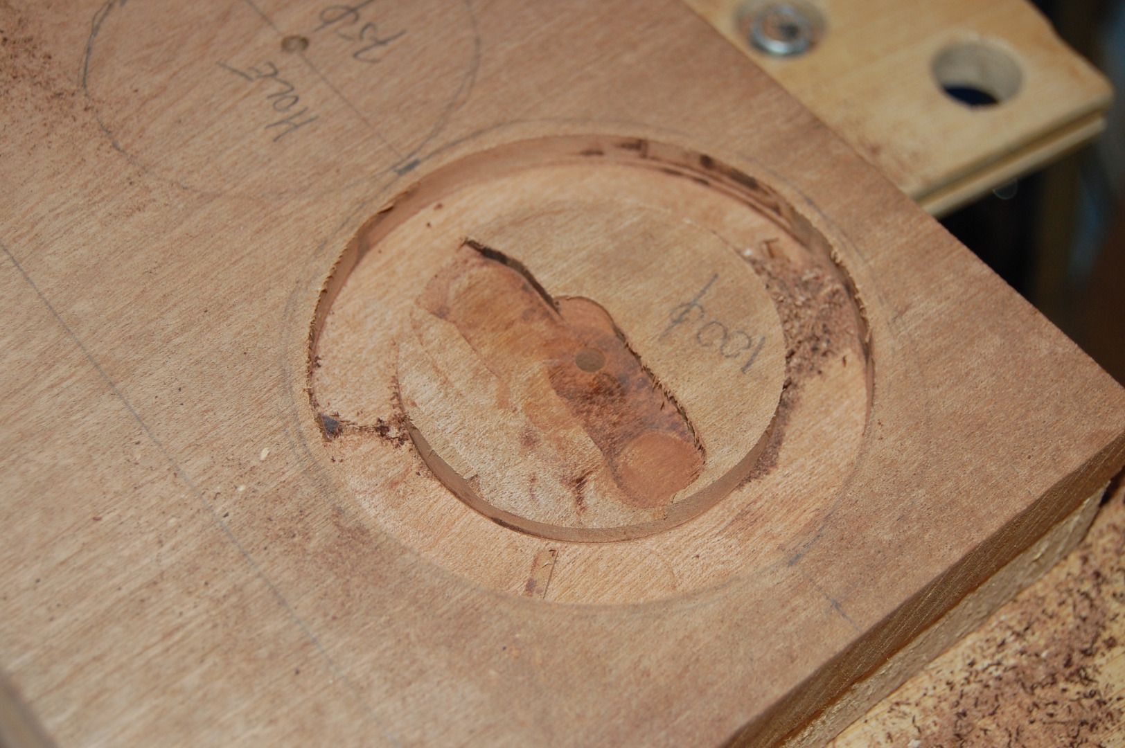 Adirondack Chair Cup Holder 4 Steps Instructables