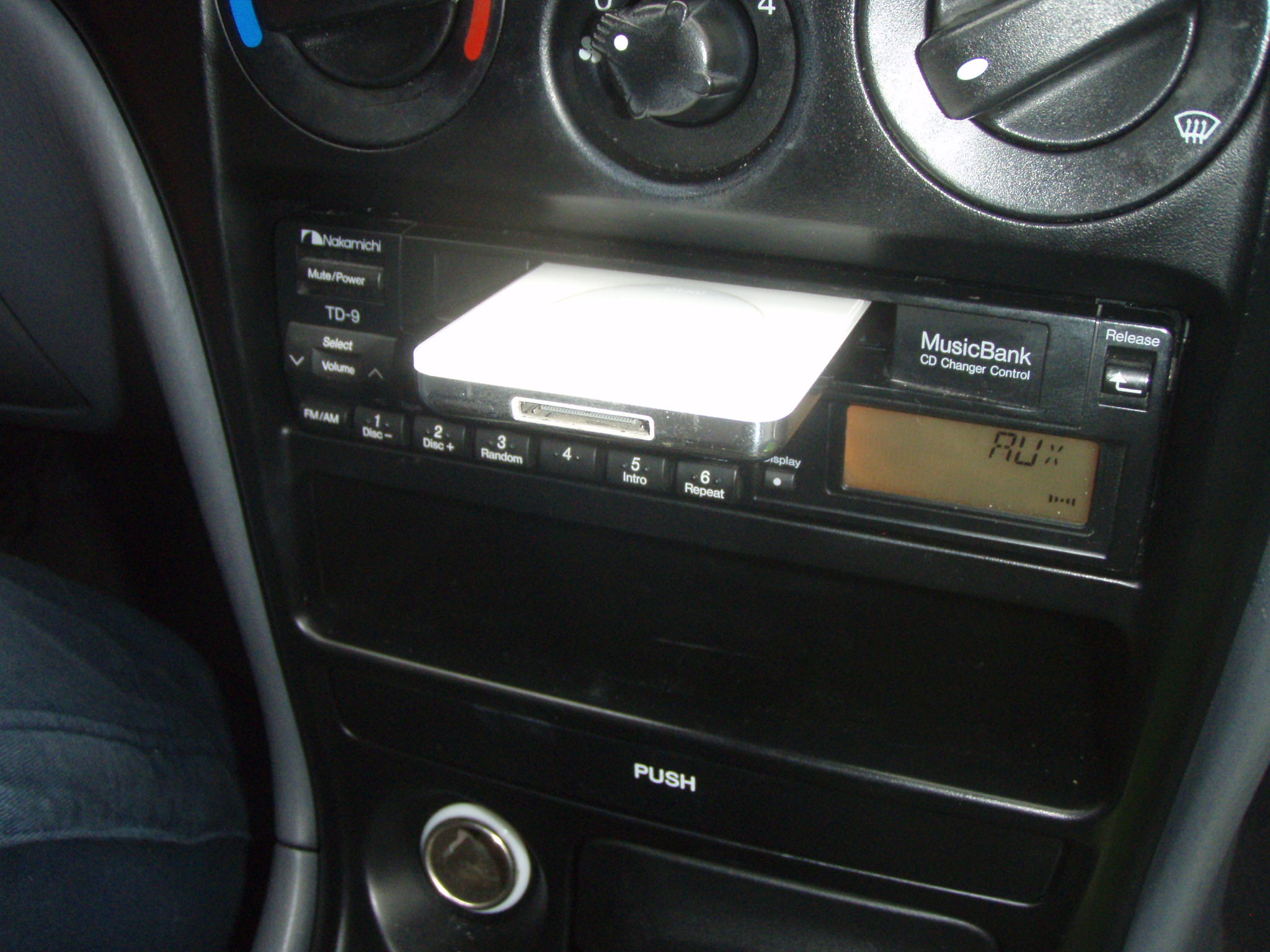 Literally : Dock Your Ipod to Your Car Audio Cassette Slot