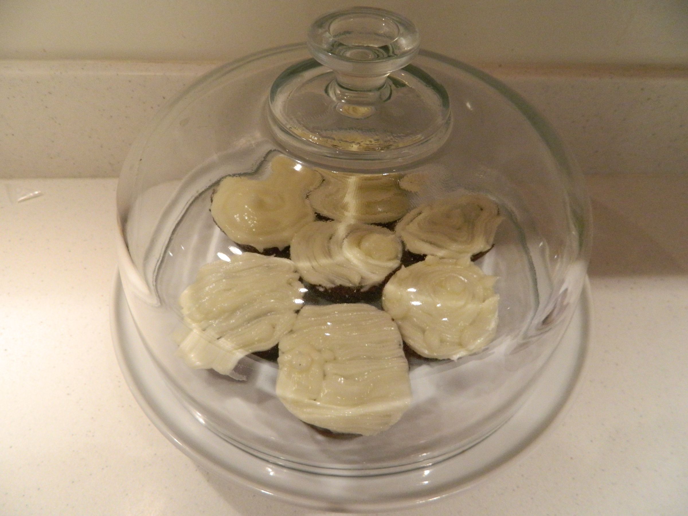 Darkly Decadent Flourless Cupcakes (With Cream Cheese Frosting!)