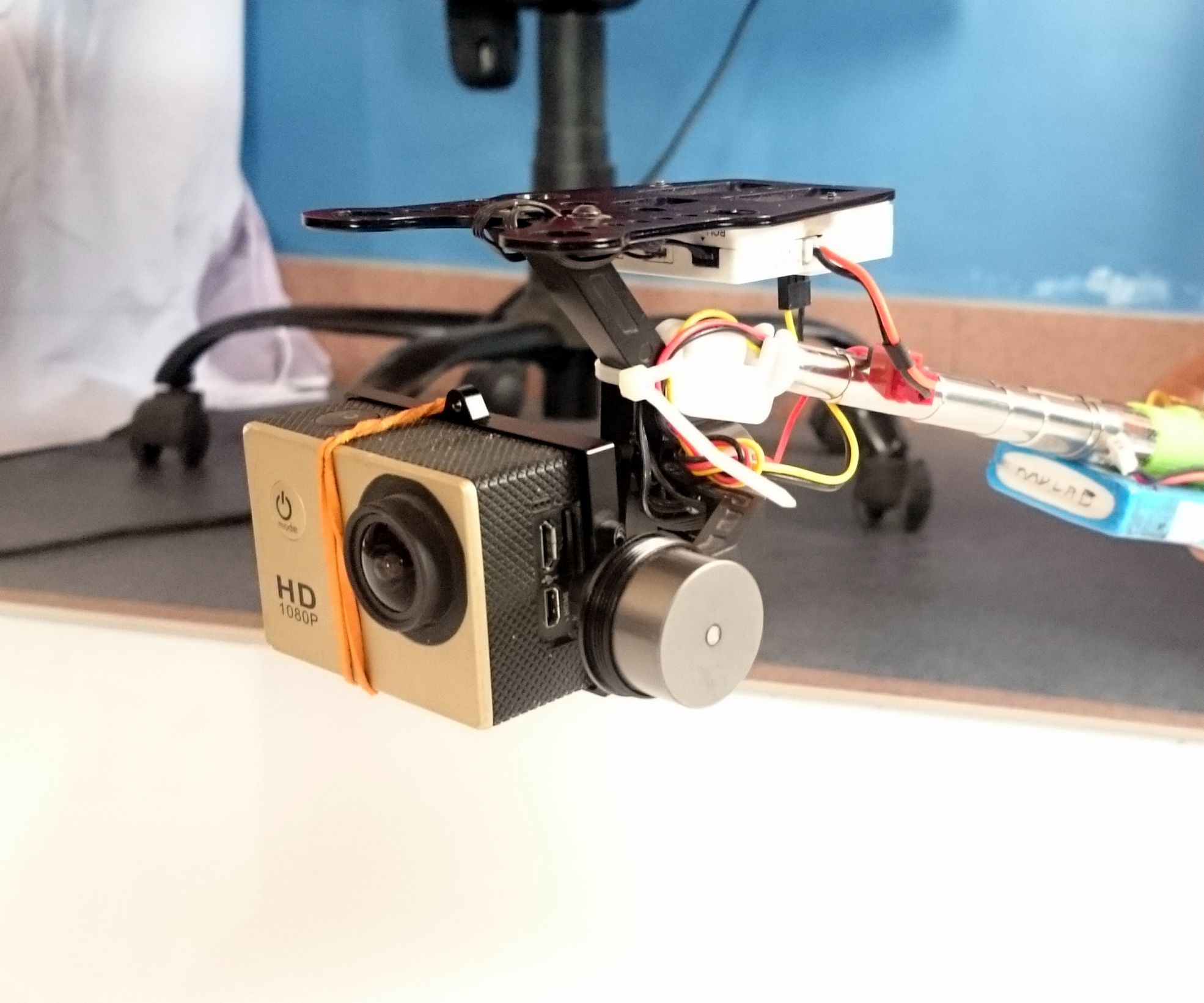 Extendable handheld gimbal for GoPro/SJ4000/Xiaomi Yi/iLook