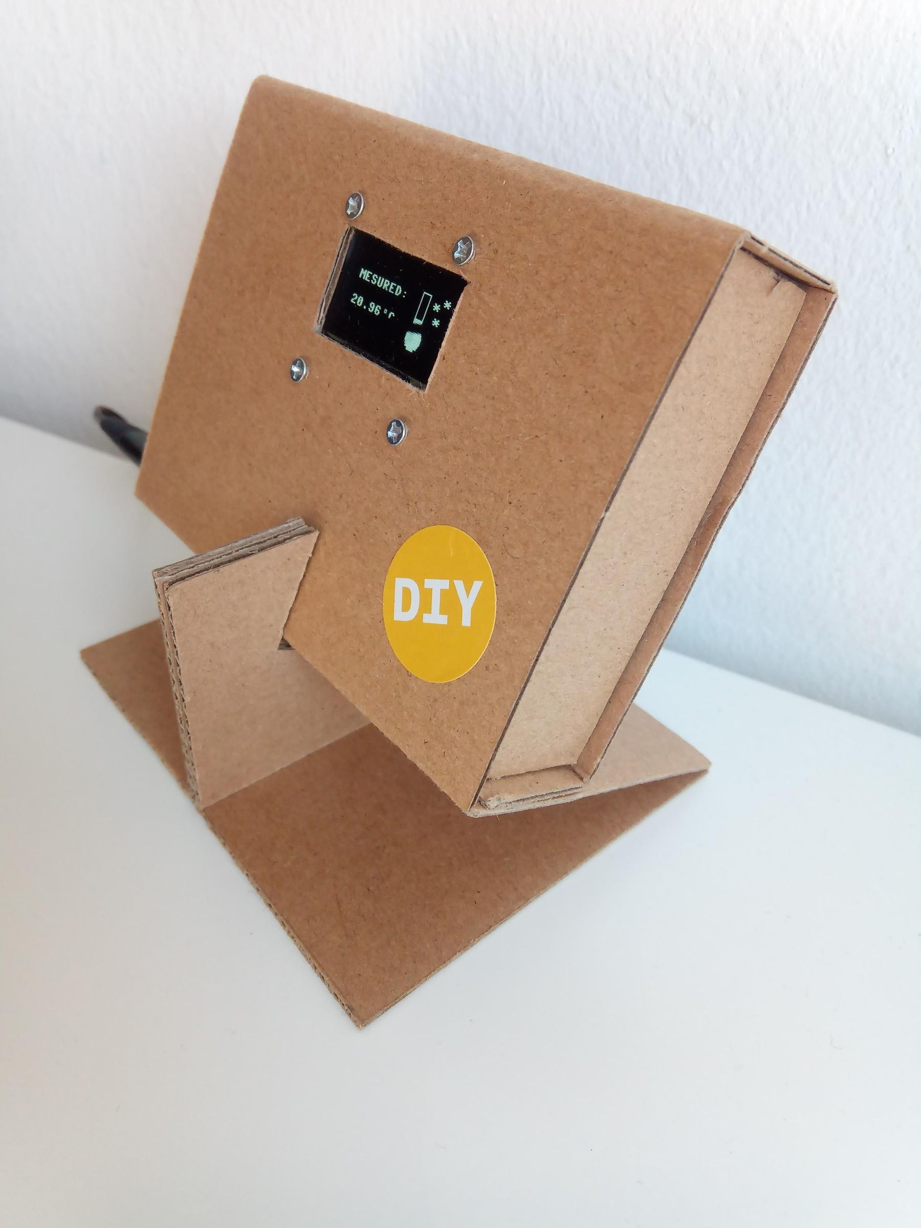 Data Storing Thermometer 4 Steps Instructables