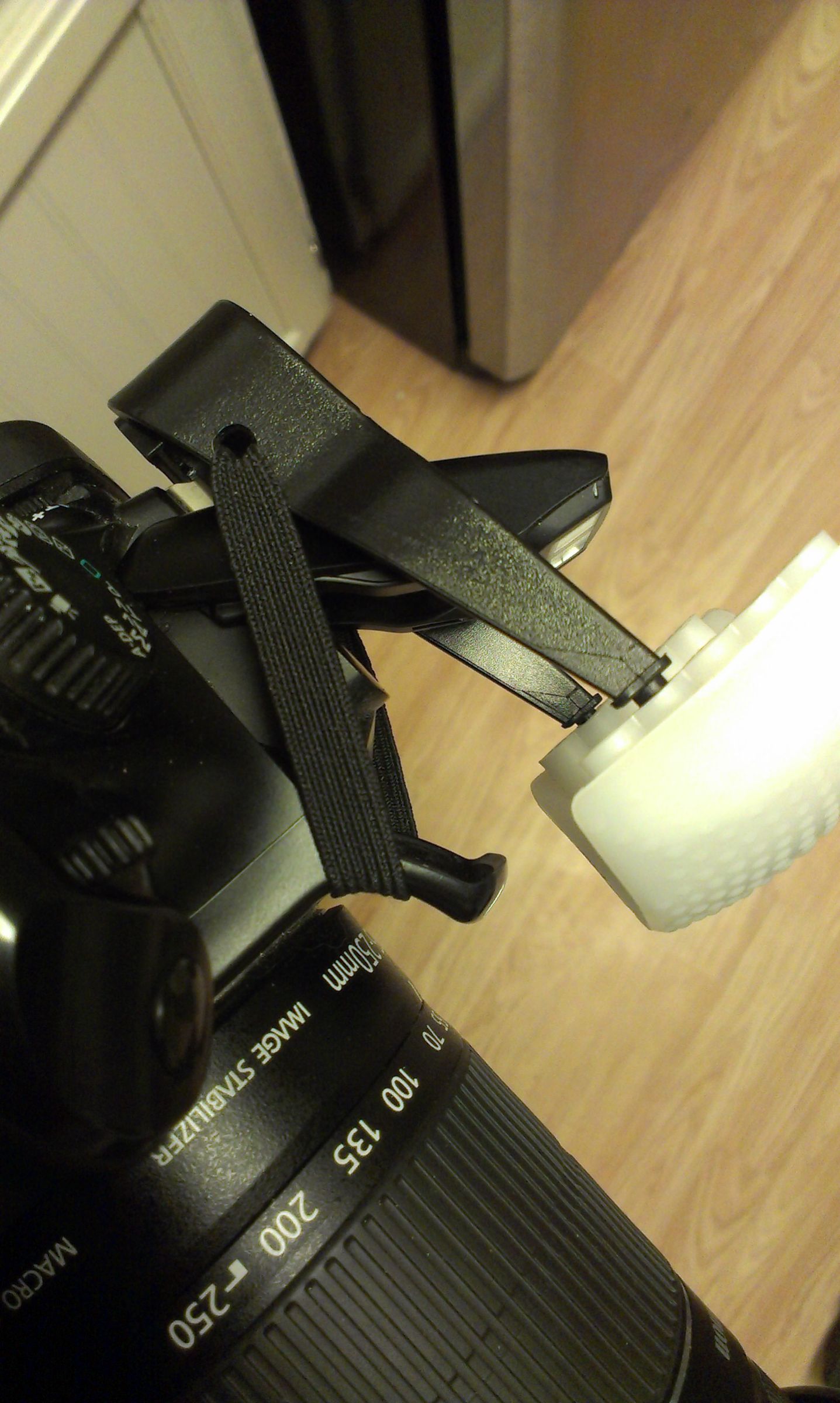 Popup Flash Diffuser Modifications ( Canon ) 6 Steps Instructables