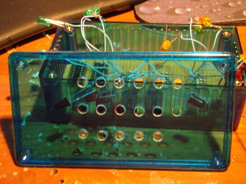 Binary Clock : 5 Steps (with Pictures) - Instructables