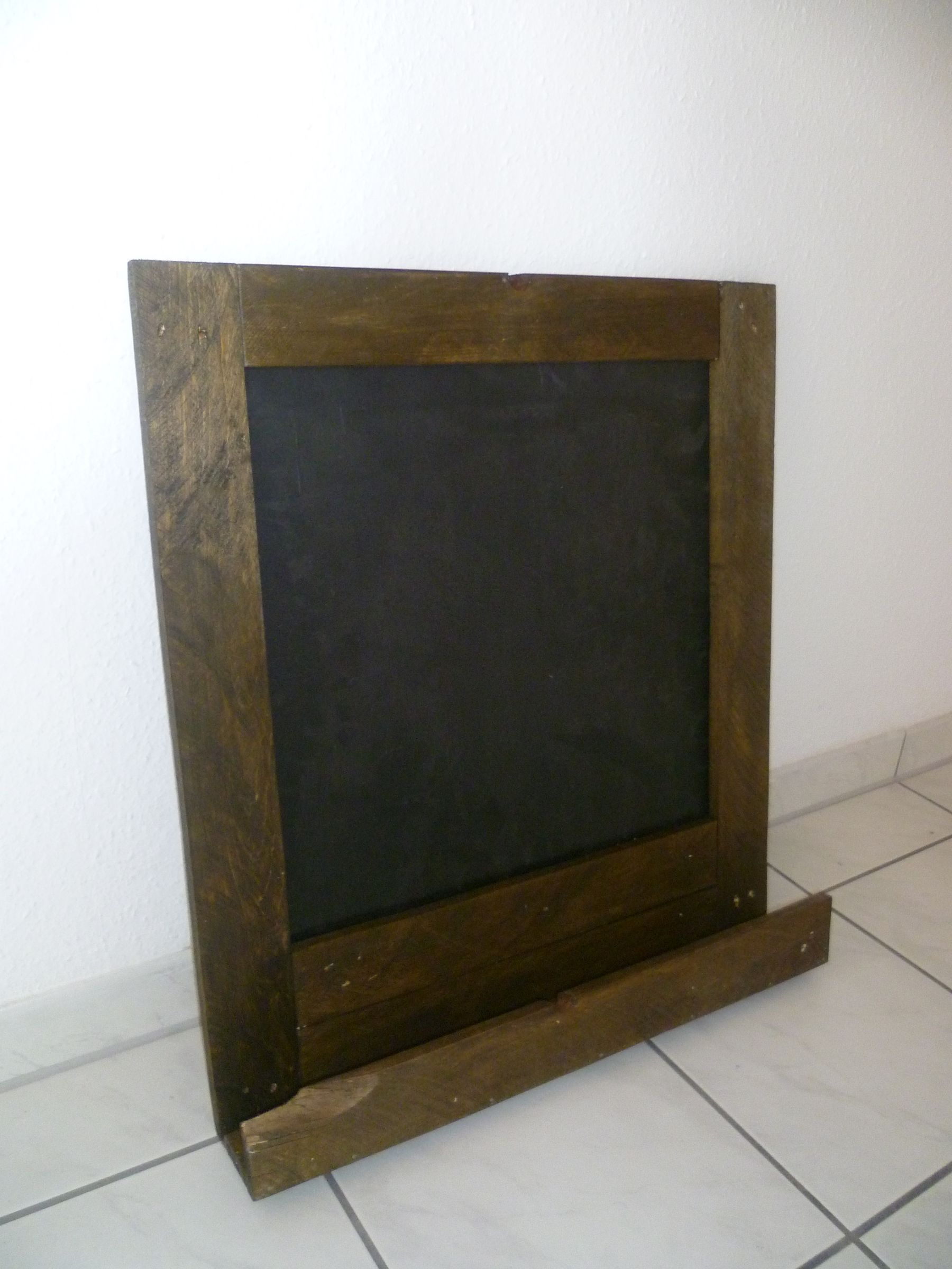 Pallet Wood Chalkboard