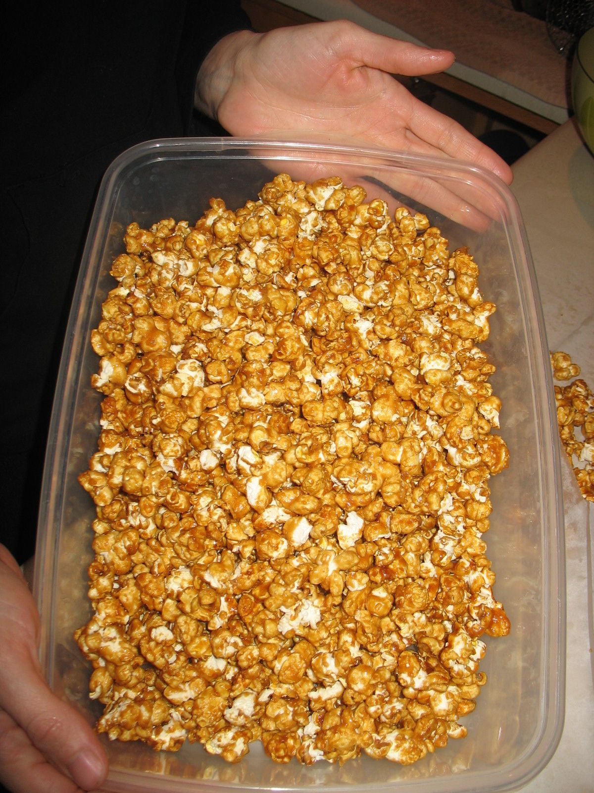  How to Make "Oven" Caramel Corn