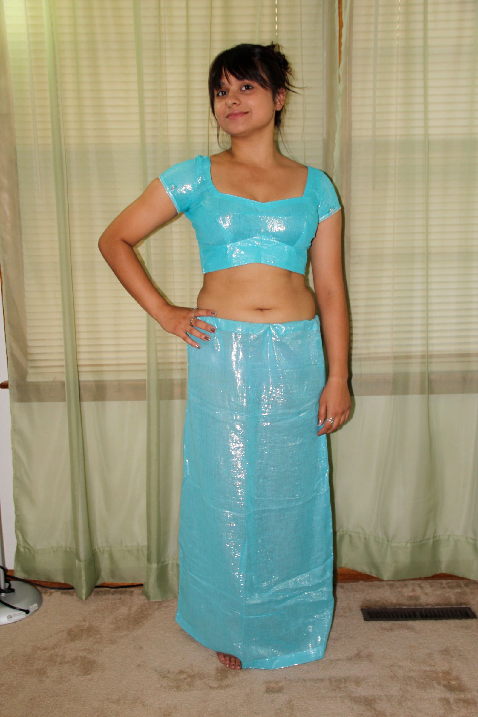 The Art of Wearing a Saree 8 Steps Instructables