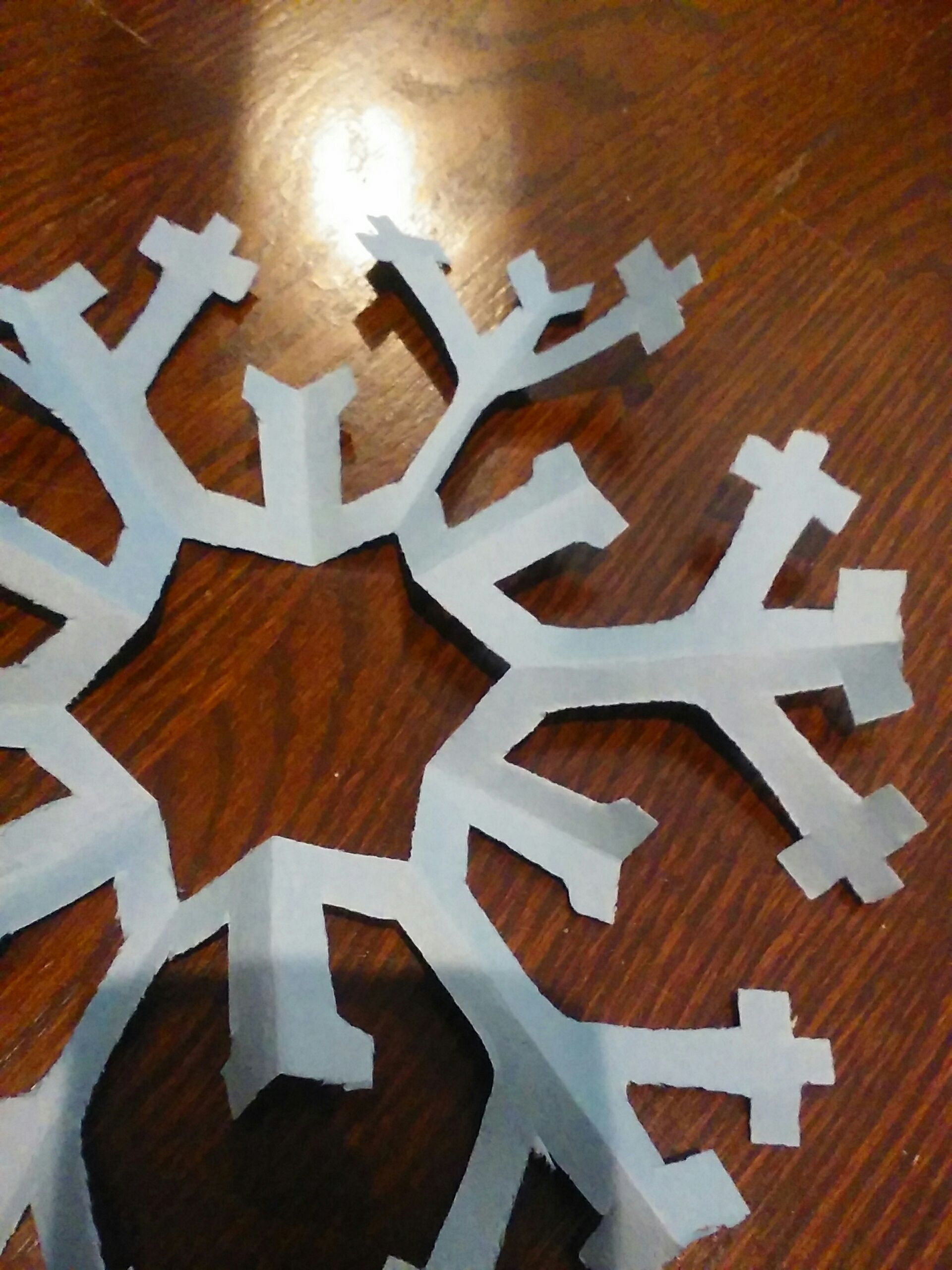 DIY Traditional Paper Snowflake