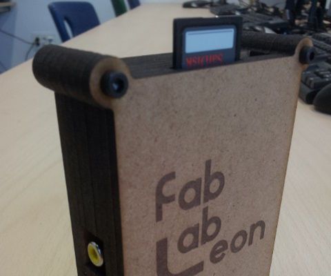 RaspiCase: A layered Pi case