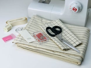 Geri Dönüşümlü Masa Örtüsünden Çapraz Geri Önlük