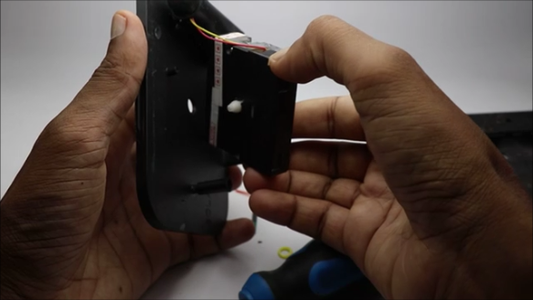 Scavenging Clock Mechanism