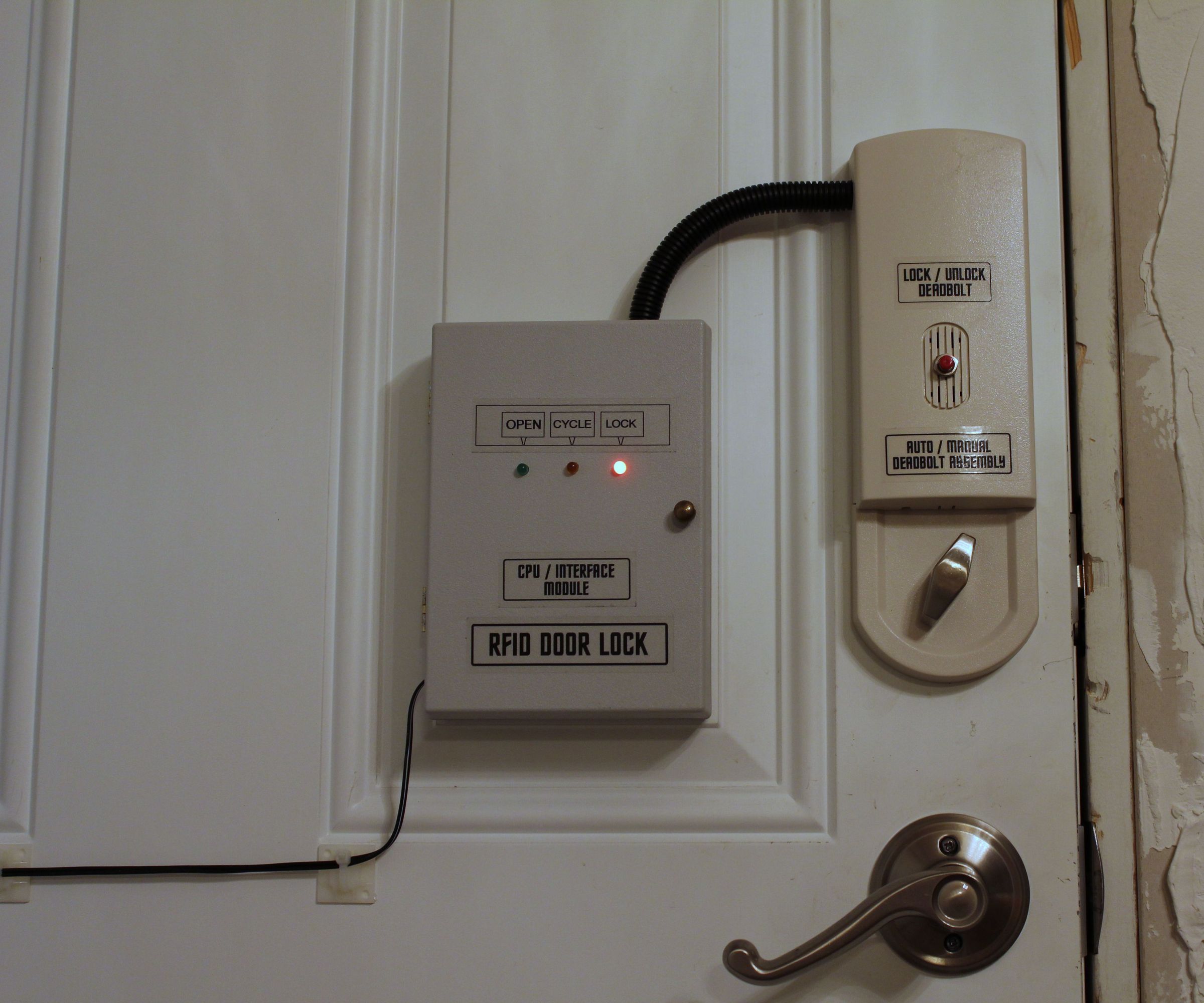RFID DOOR LOCK - ARDUINO