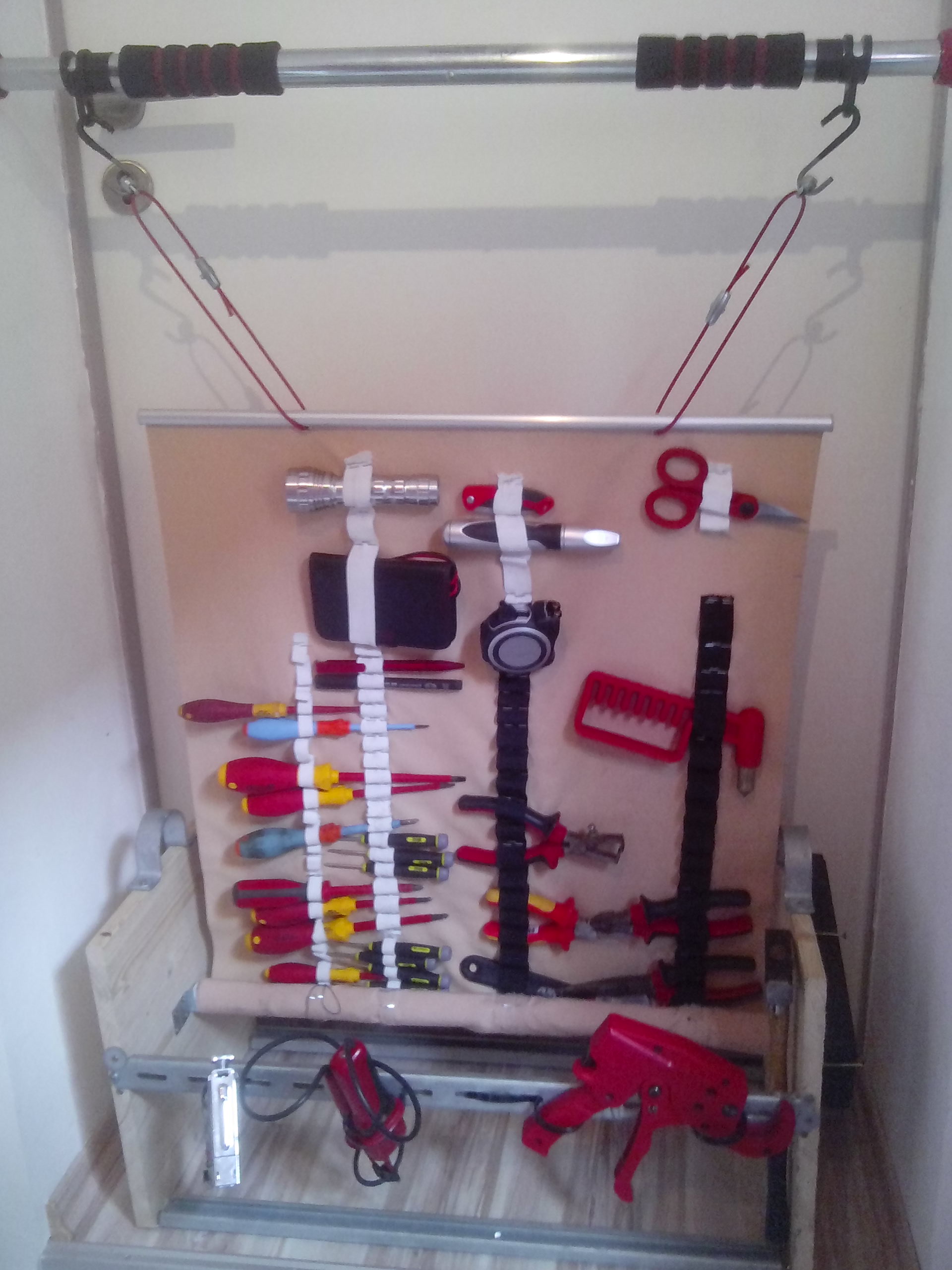 auto roll up tool case