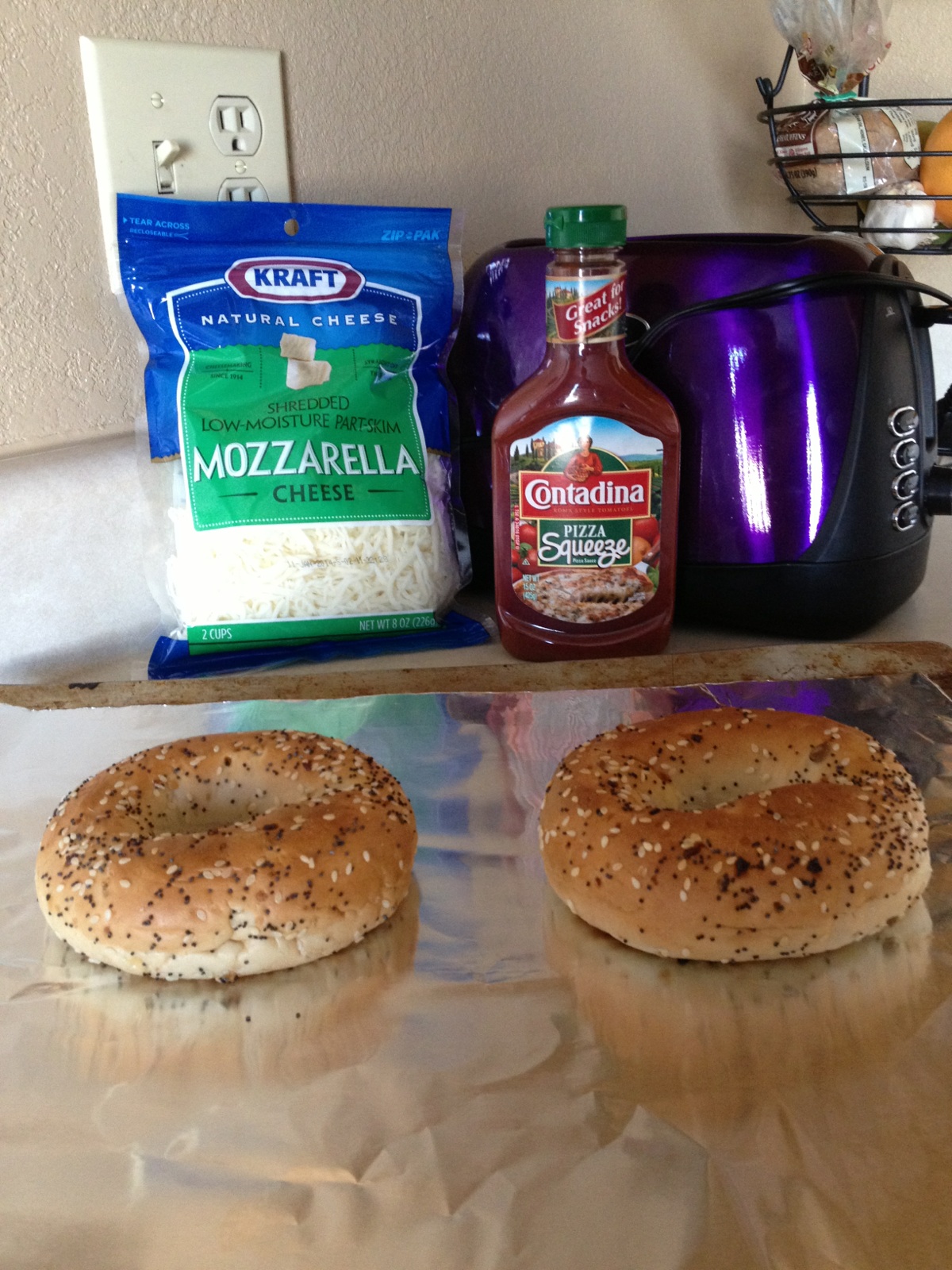 How to Make Pizza Bagels! 9 Steps Instructables