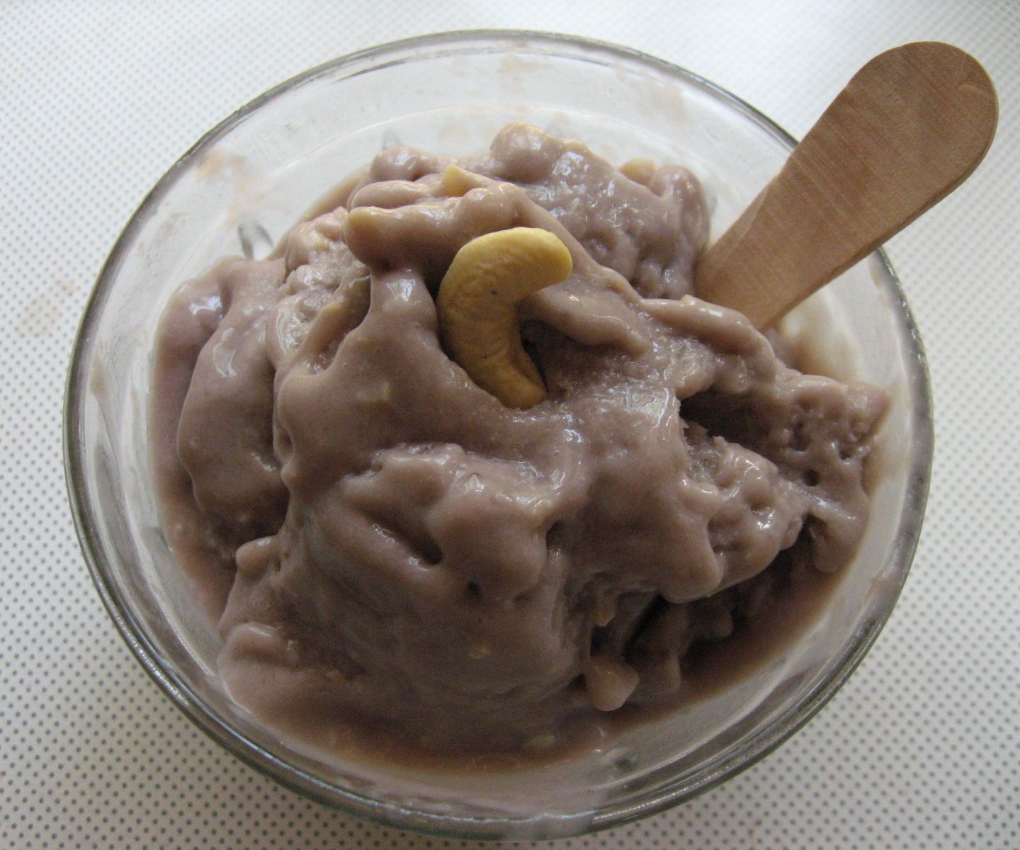 How to Make Banana Ice Cream on a Pre-cooled Tile