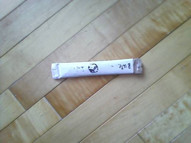 prop cardboard buterfly-knife