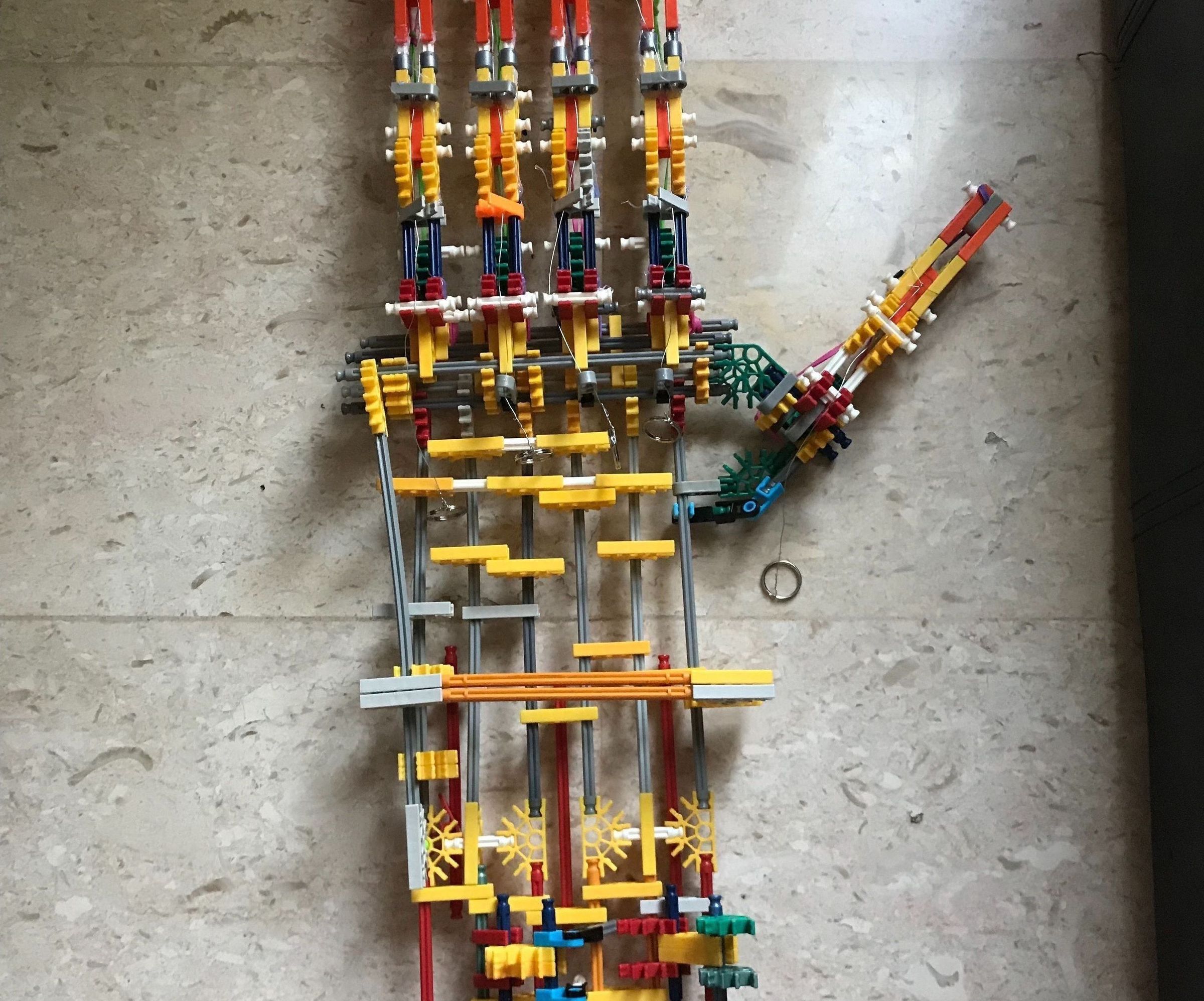 Giant K’nex Mechanical Hand 