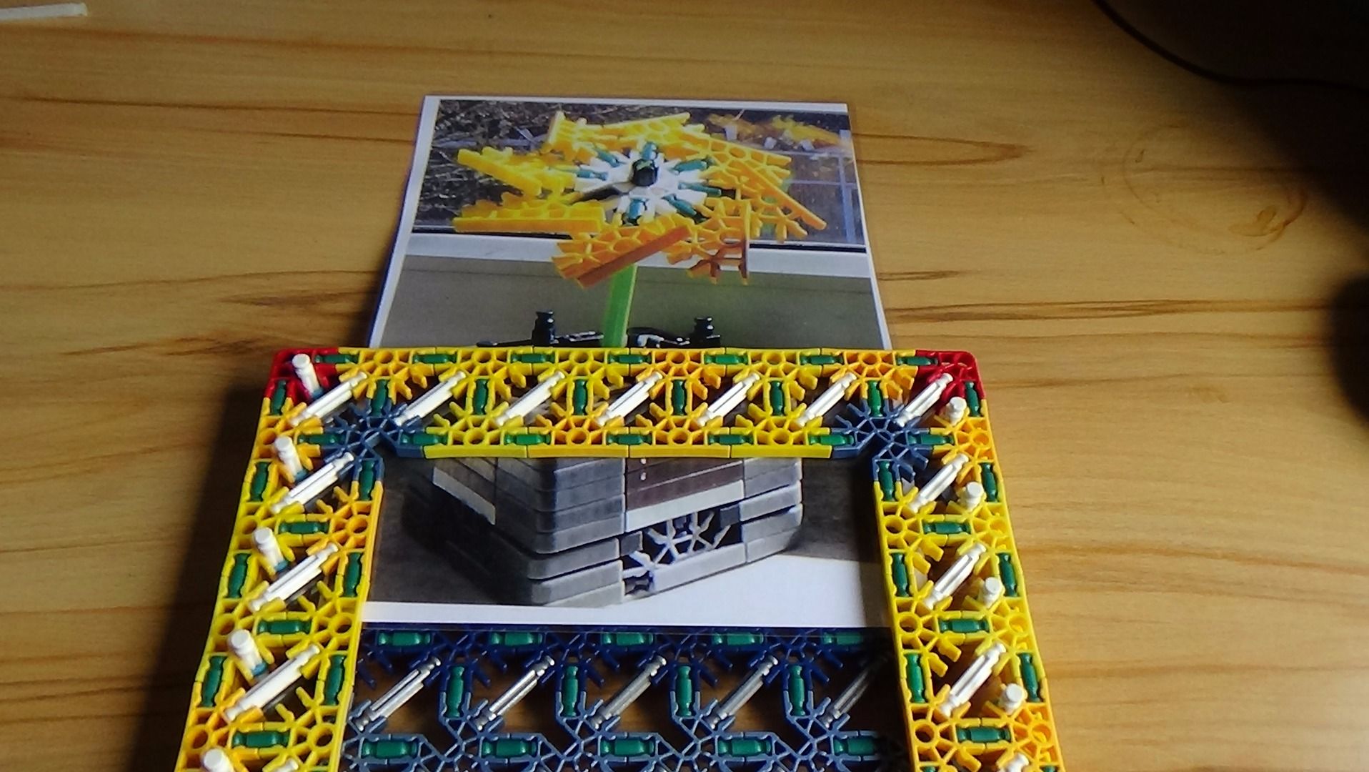 K´nex Photo Frames 11 Steps Instructables