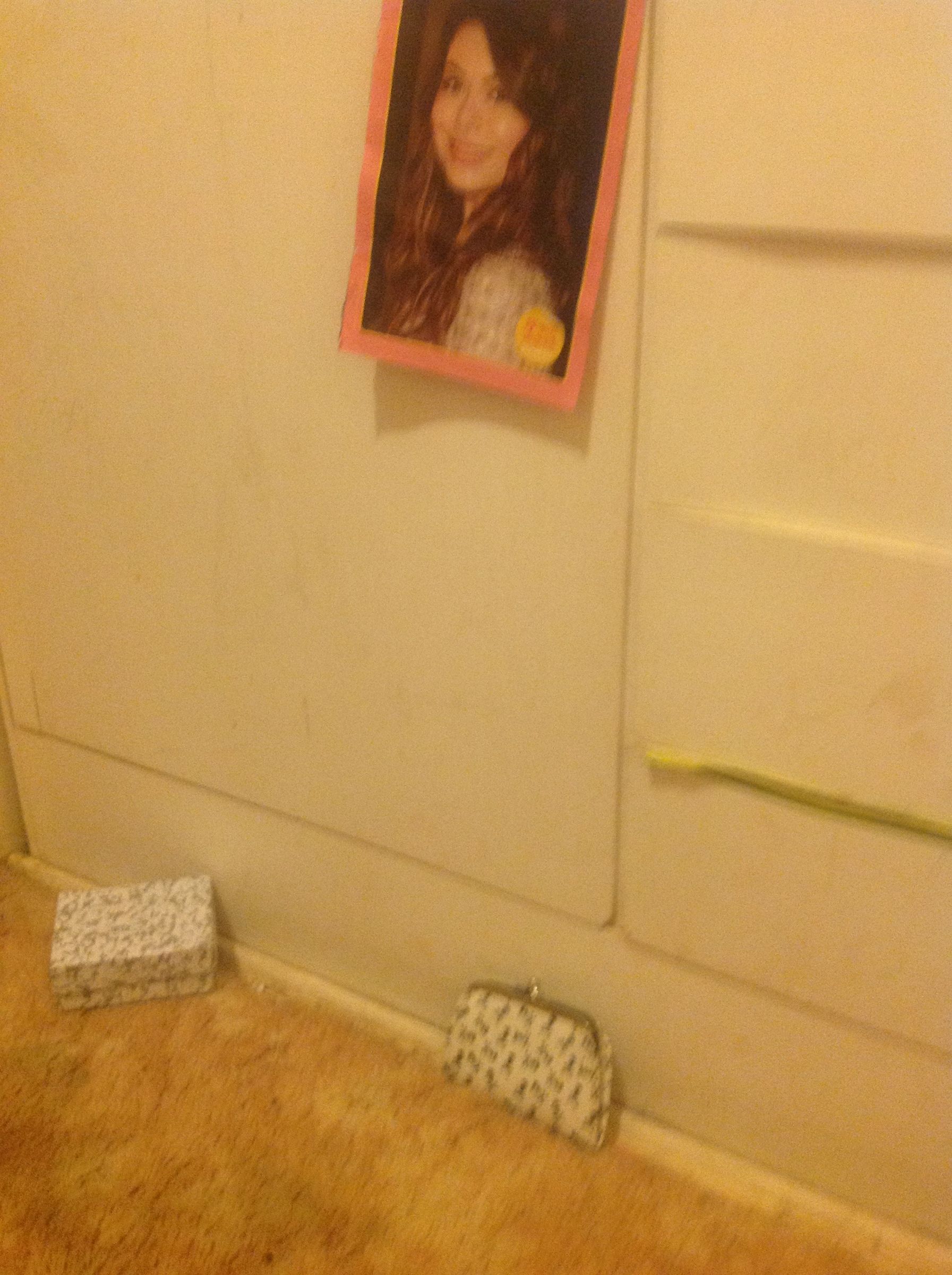 Hello, Hidey Holes!