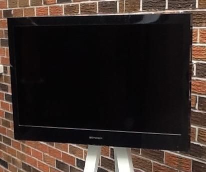  Mobile Entertainment Centre