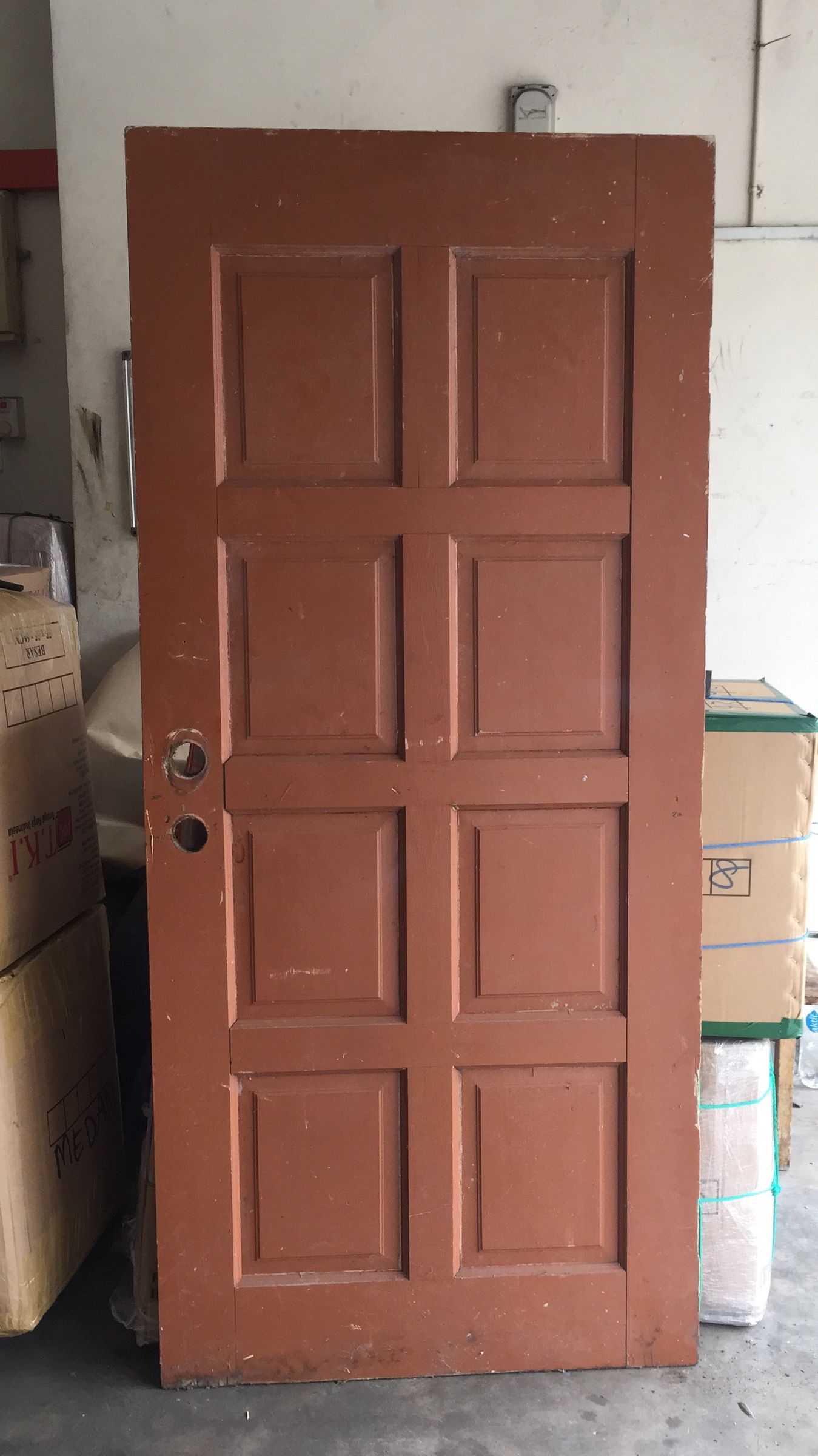 Turn Old Door to Dining Table