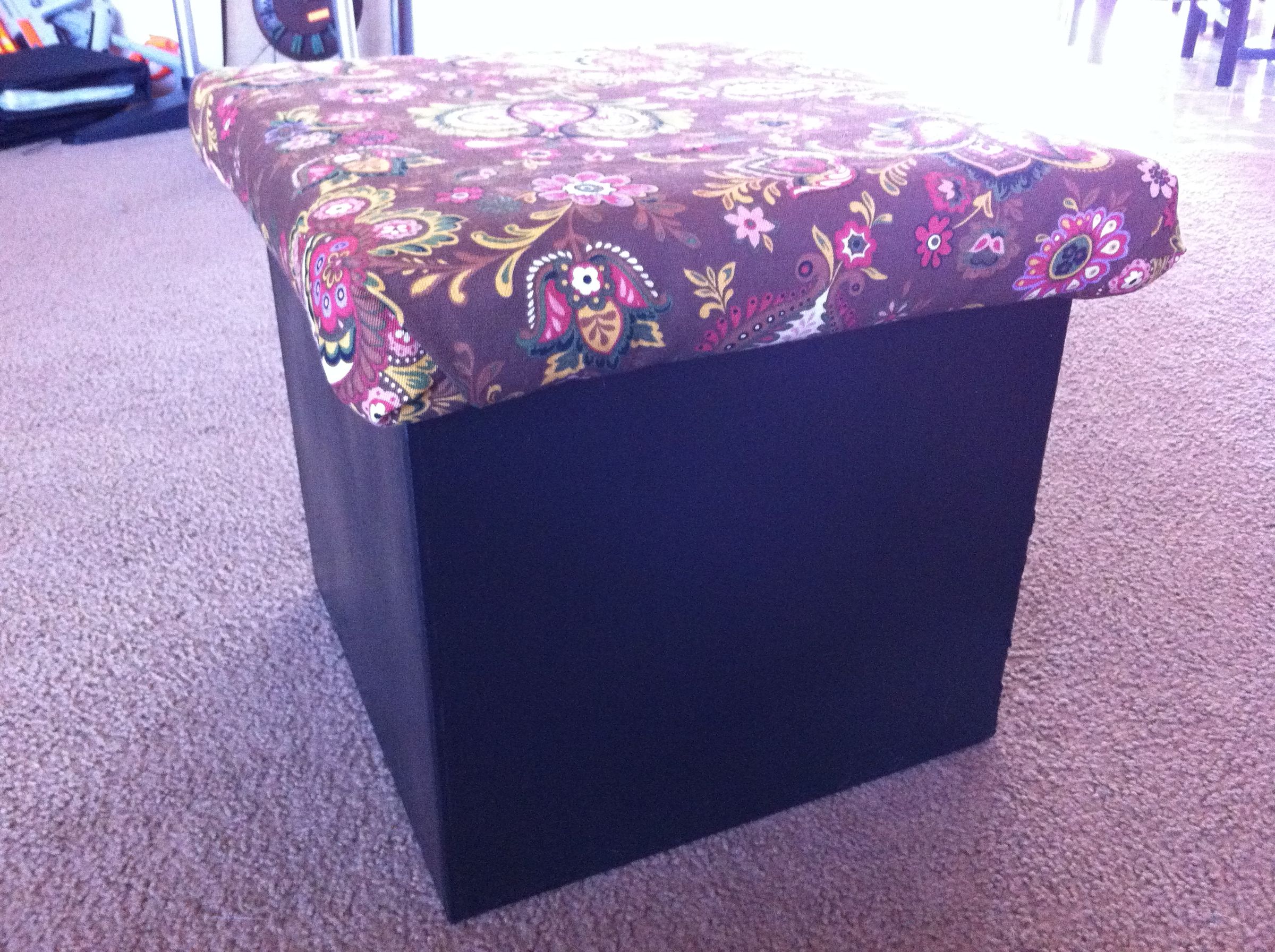 Cardboard Storage Cube Ottoman