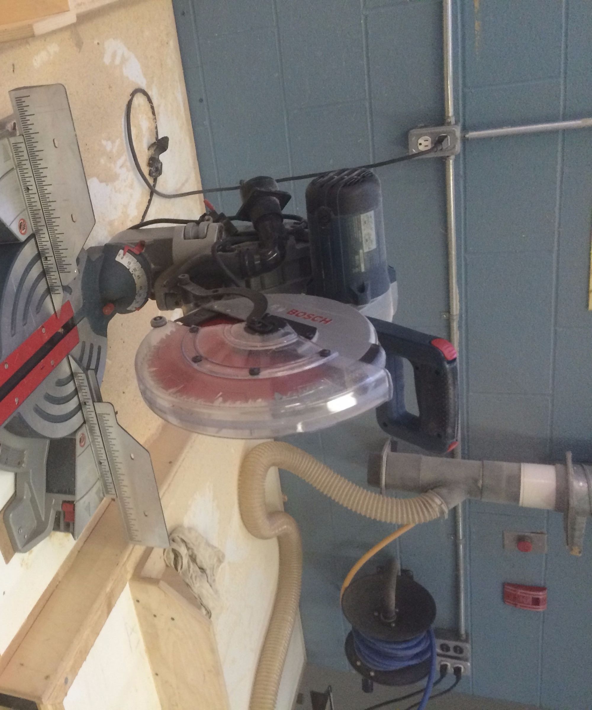 How to Operate a Miter Saw 