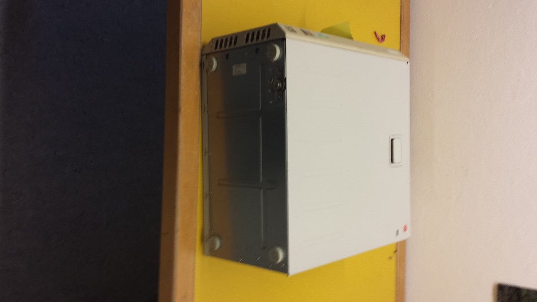 How to Take Out a Hard Drive Disk 7 Steps Instructables