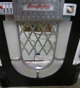 'Time Machine' Mini Jukebox : 8 Steps (with Pictures) - Instructables