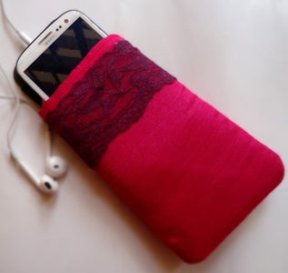 D.I.Y Phone Pouch