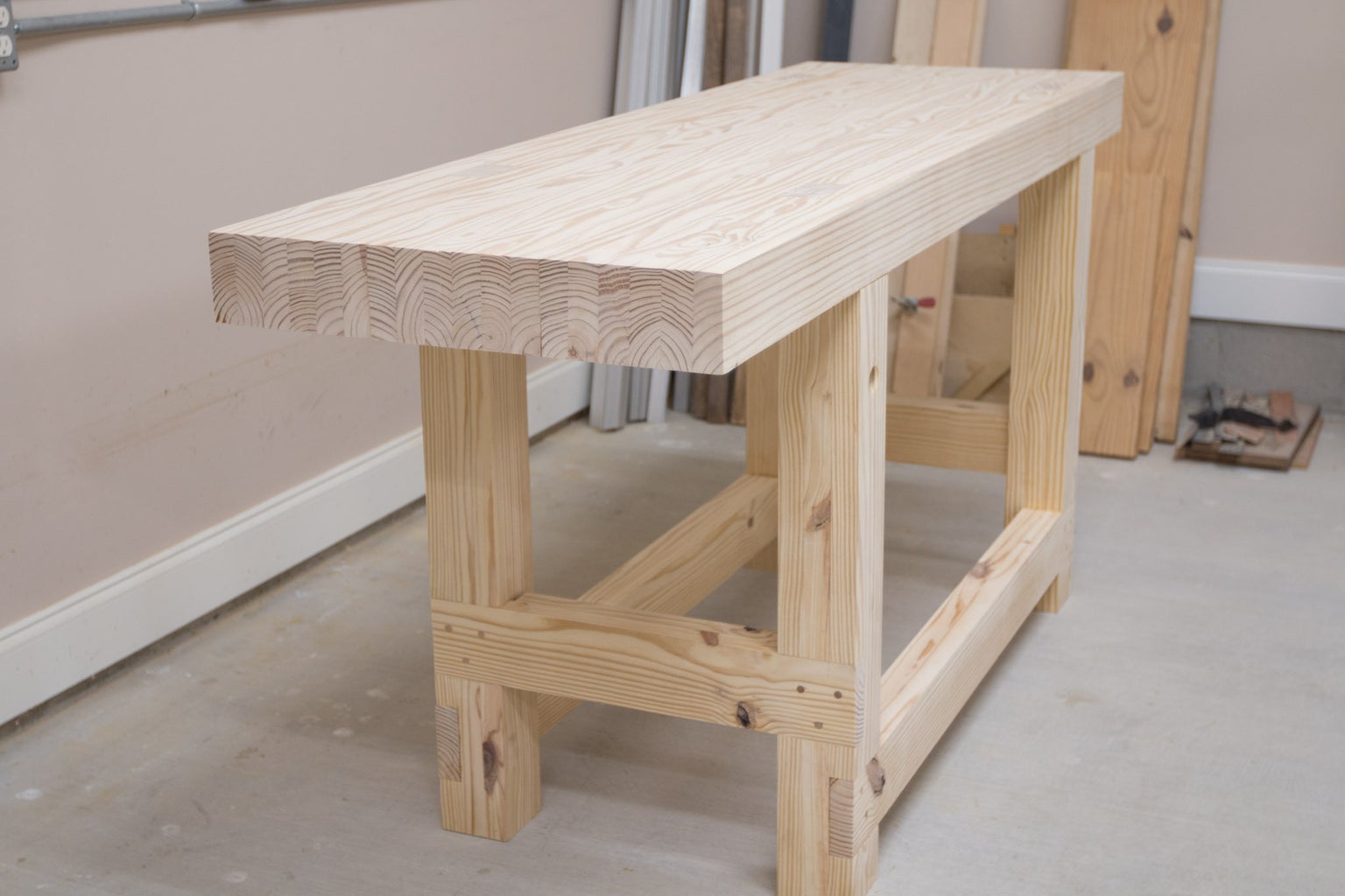 HOW TO MAKE a TRADITIONAL WORKBENCH : 16 Steps (with Pictures ...