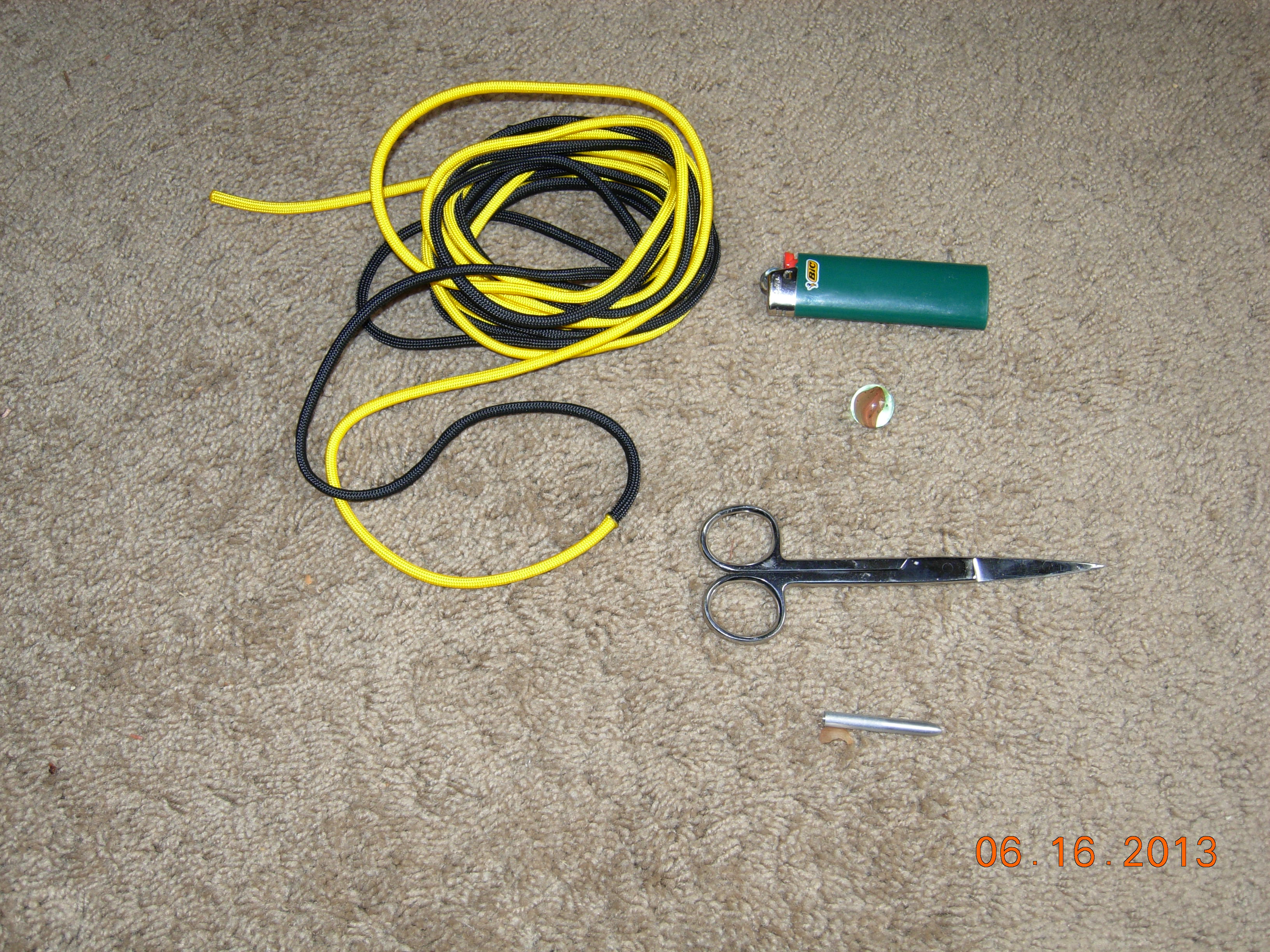 Two Color Monkey Fist Key Fob : 6 Steps - Instructables